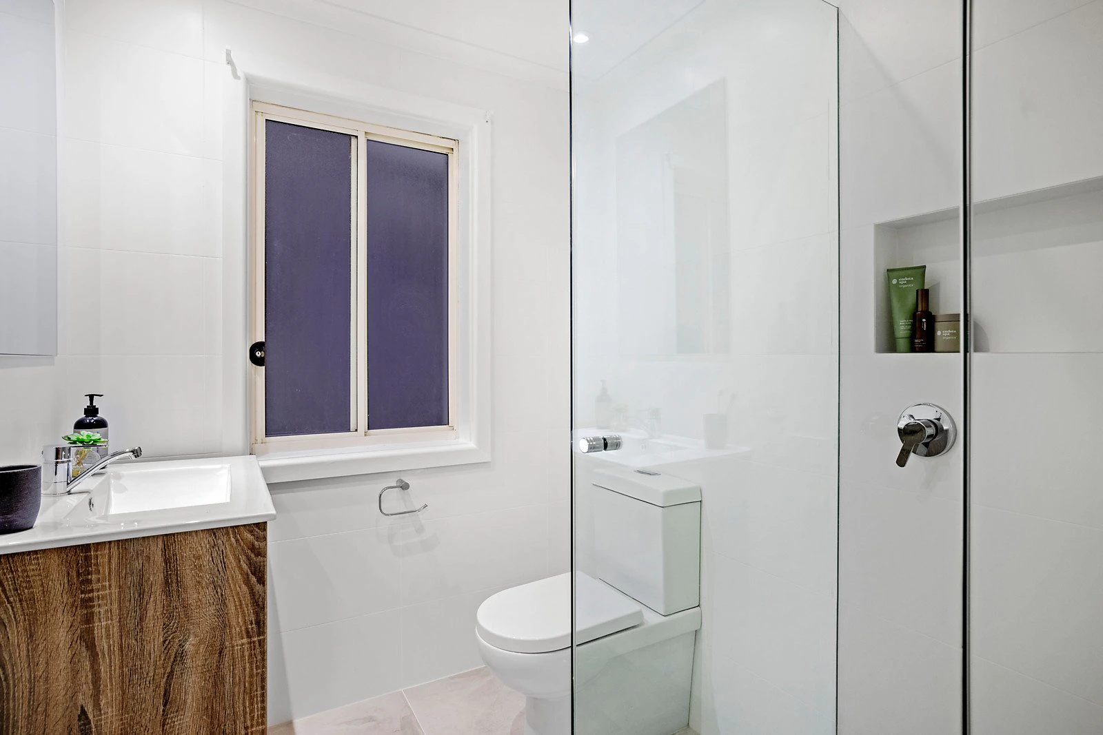 13 Adelaide Street, Mornington, VIC