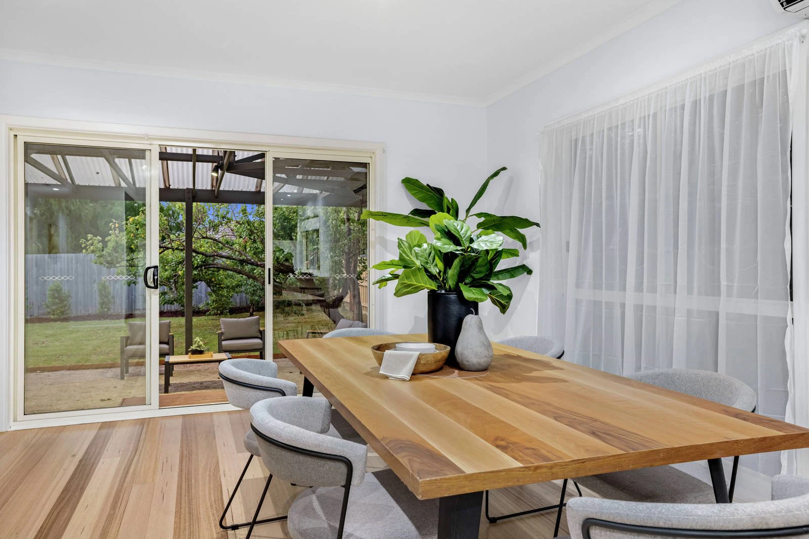 13 Adelaide Street, Mornington, VIC