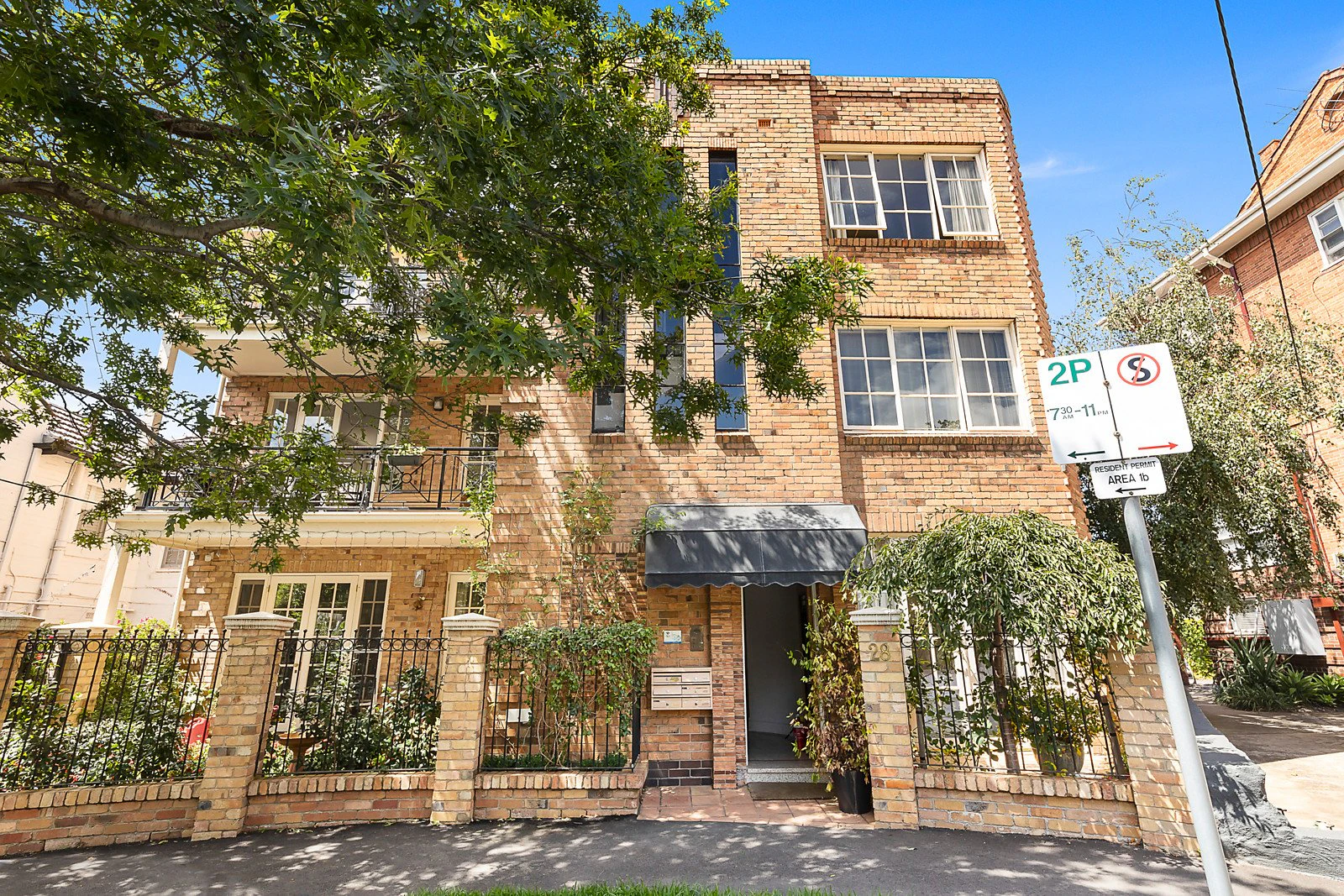 1/28 St Leonards Court, South Yarra, VIC