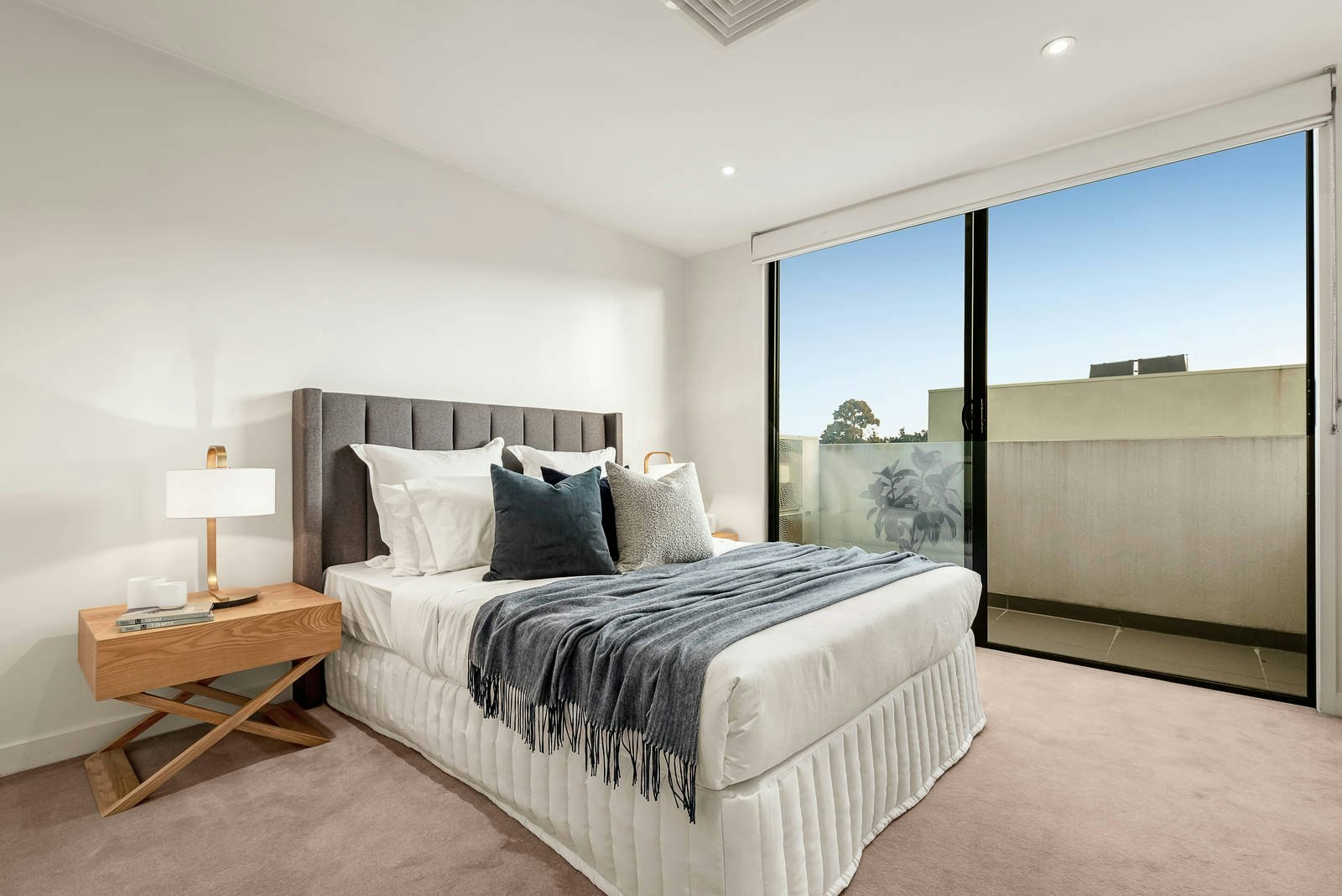 24 Norfolk Place, Malvern, VIC