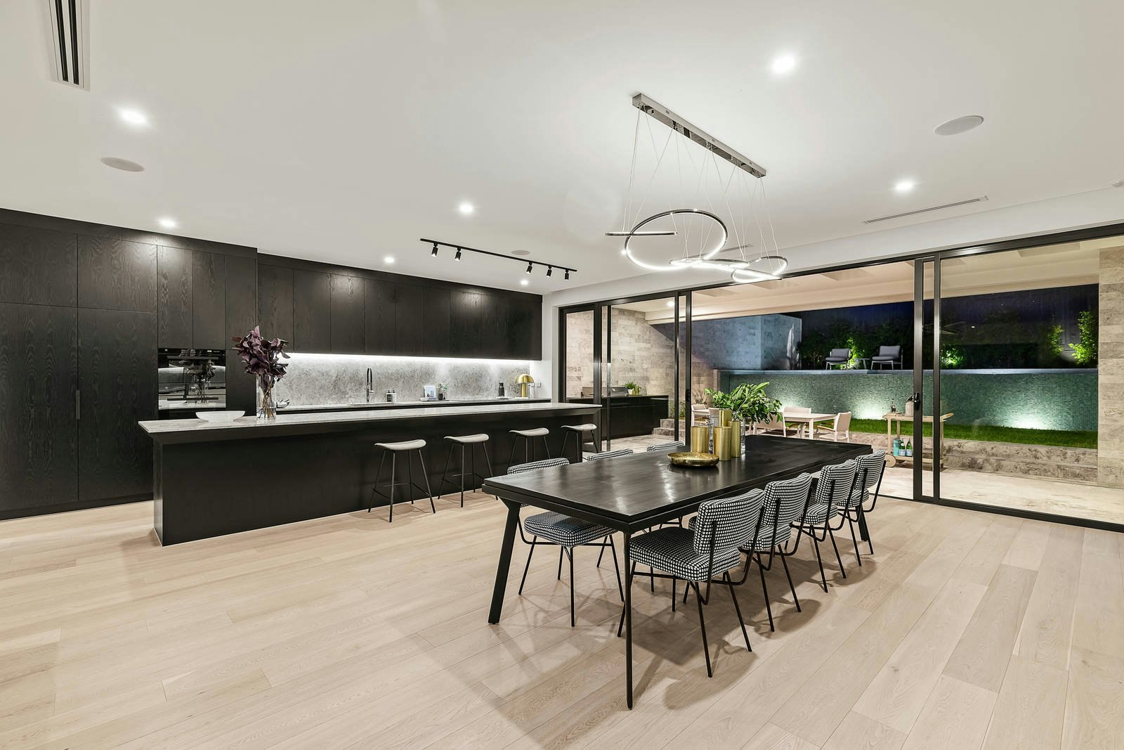 53a Peate Avenue, Glen Iris, VIC