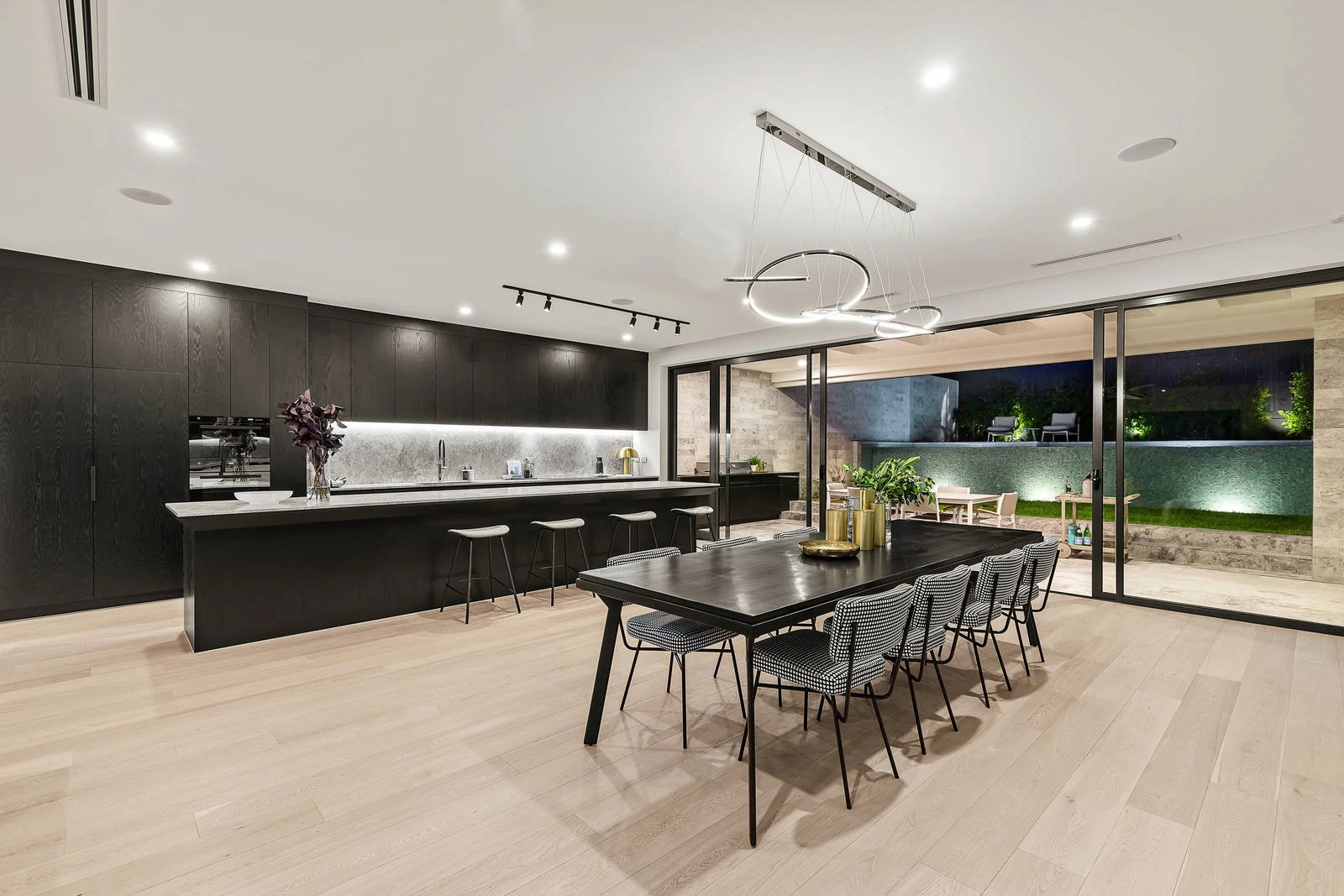 53a Peate Avenue, Glen Iris, VIC