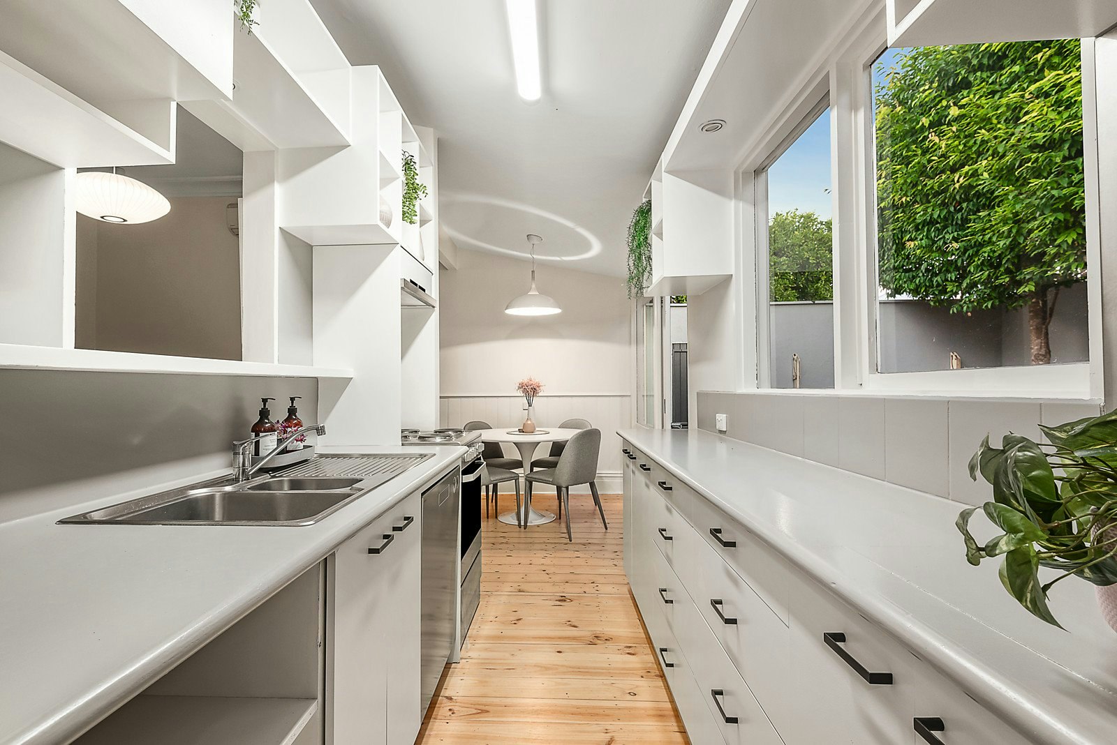 46 Little Page Street, Albert Park, VIC