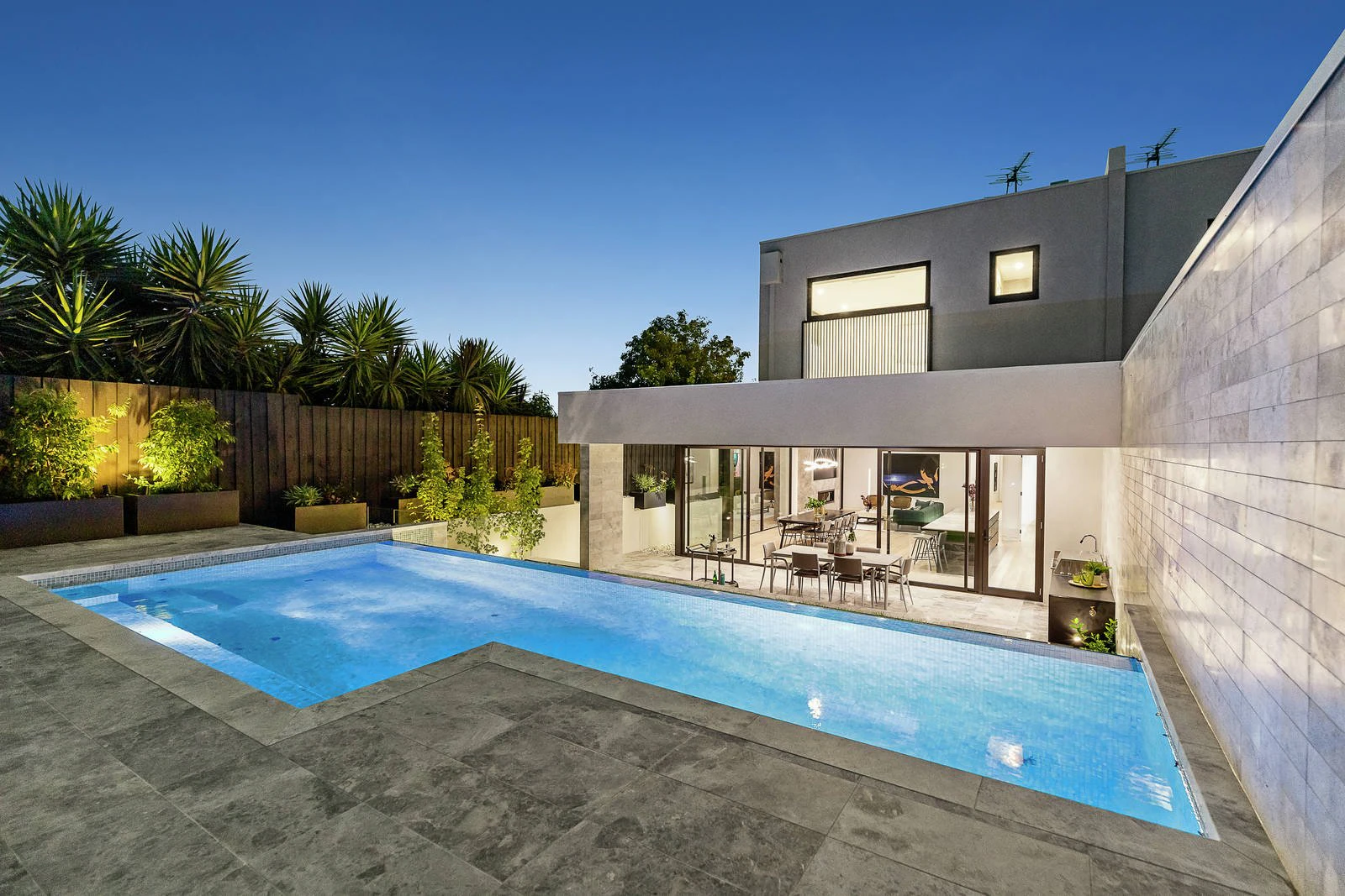 53a Peate Avenue, Glen Iris, VIC