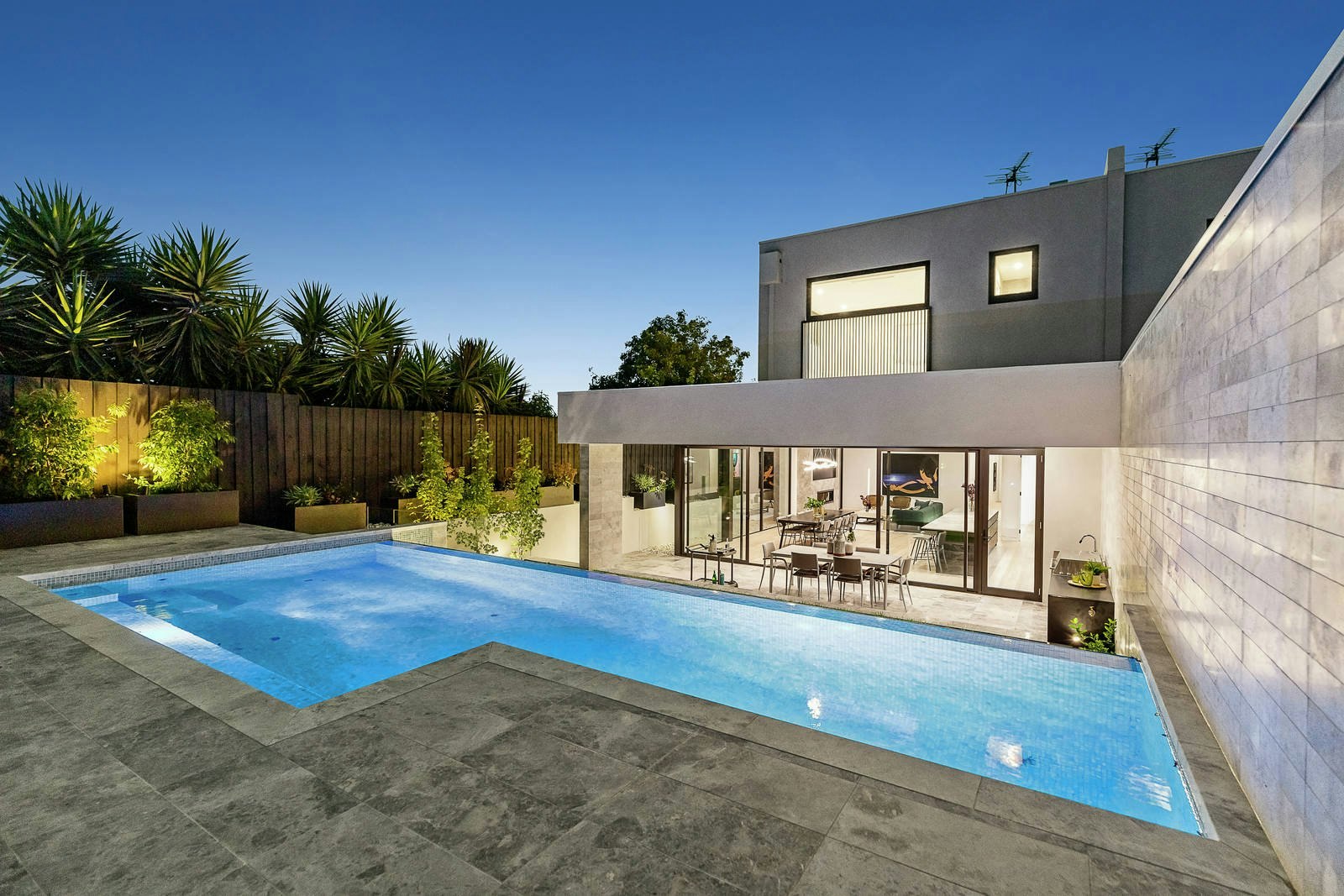 53a Peate Avenue, Glen Iris, VIC