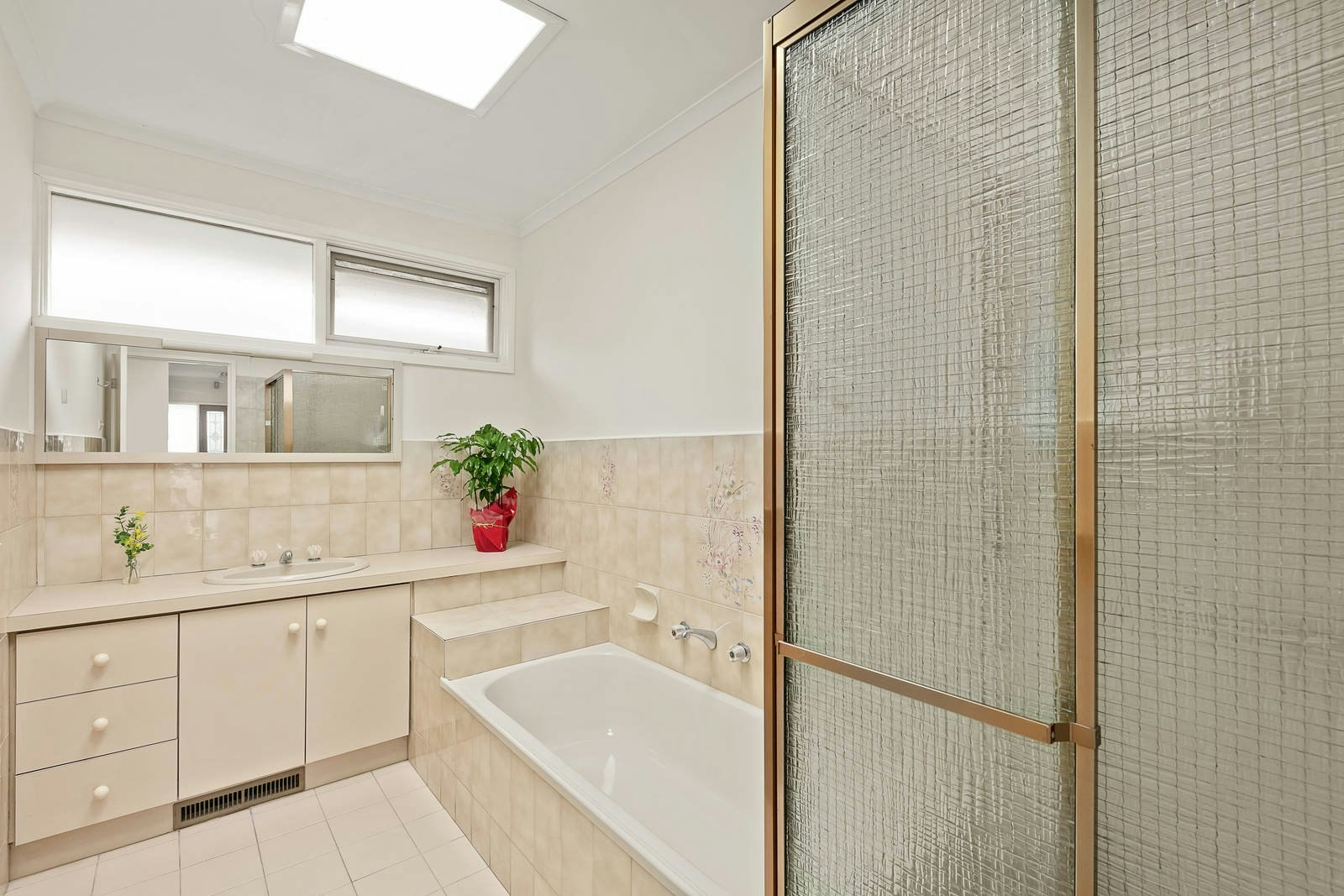 2/33 Munster Avenue, Carnegie, VIC