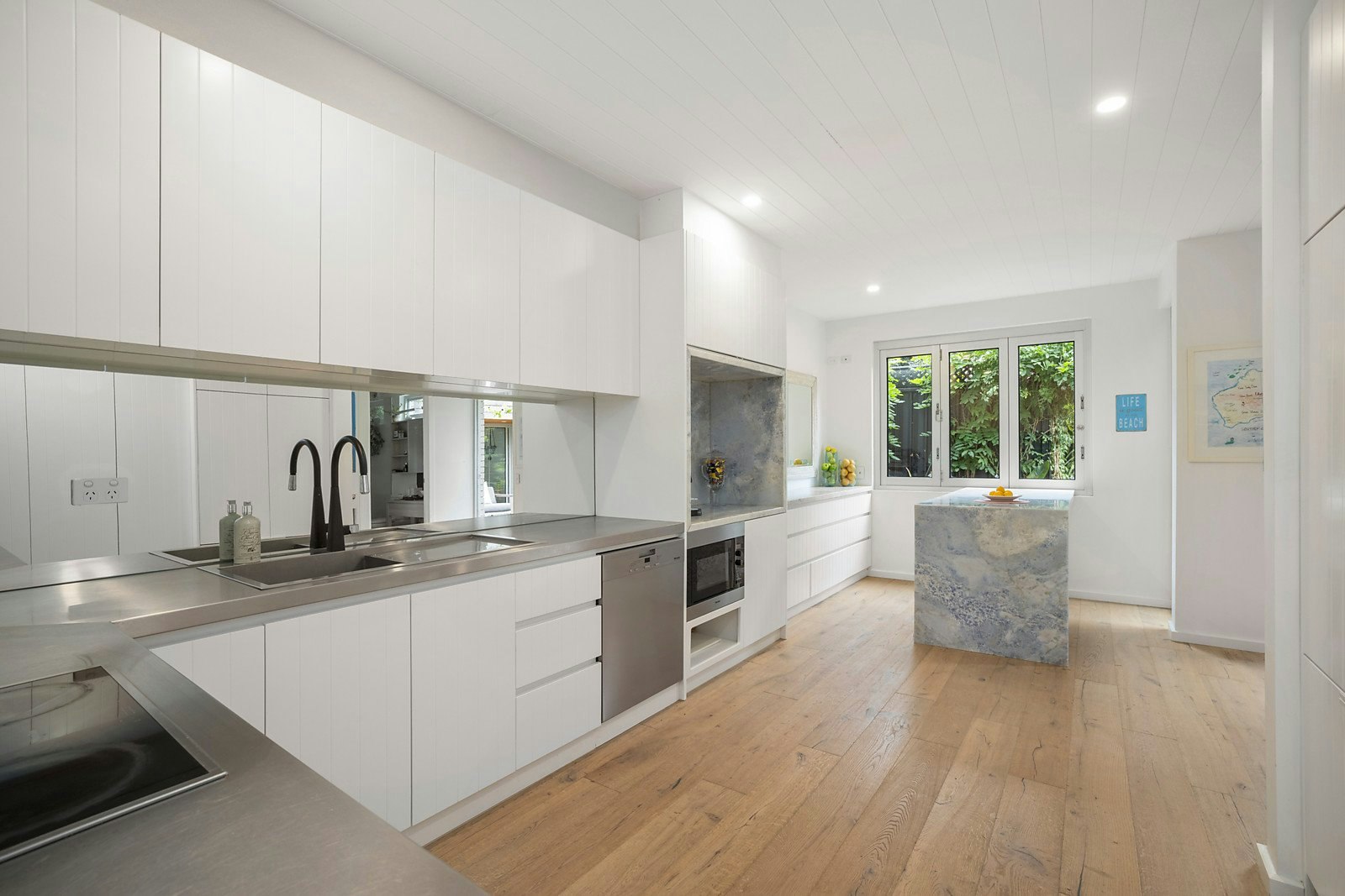 2 Normanby Street, Brighton, VIC