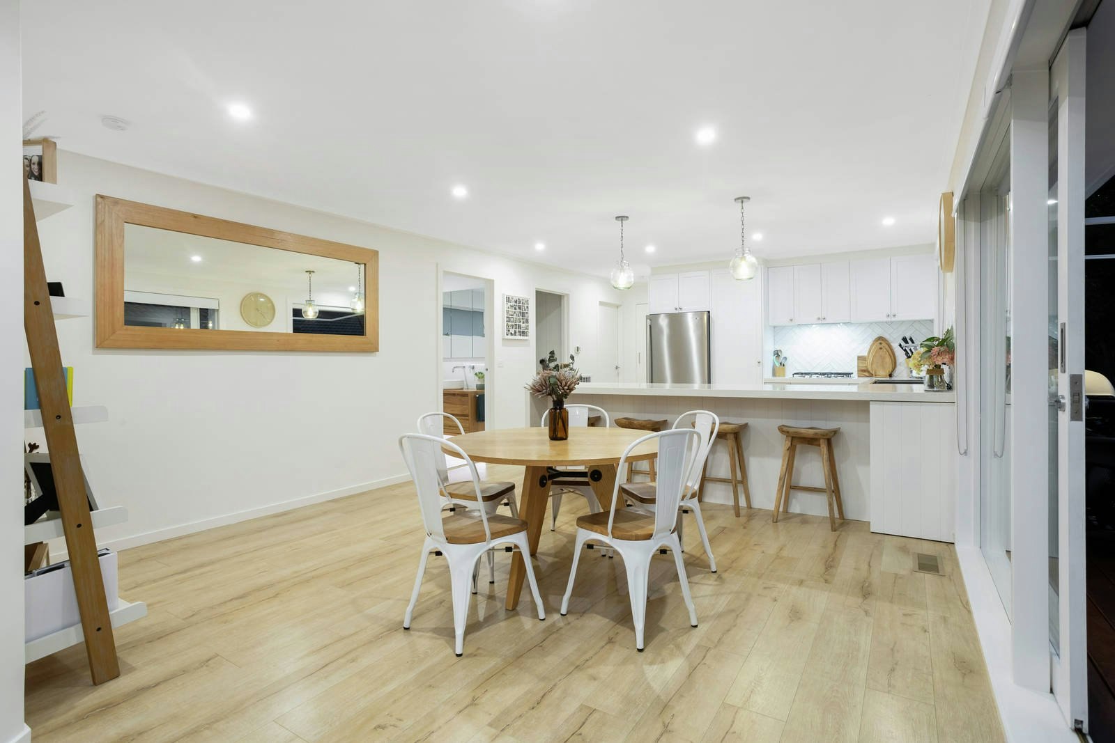 17 Cawarra Street, Mornington, VIC