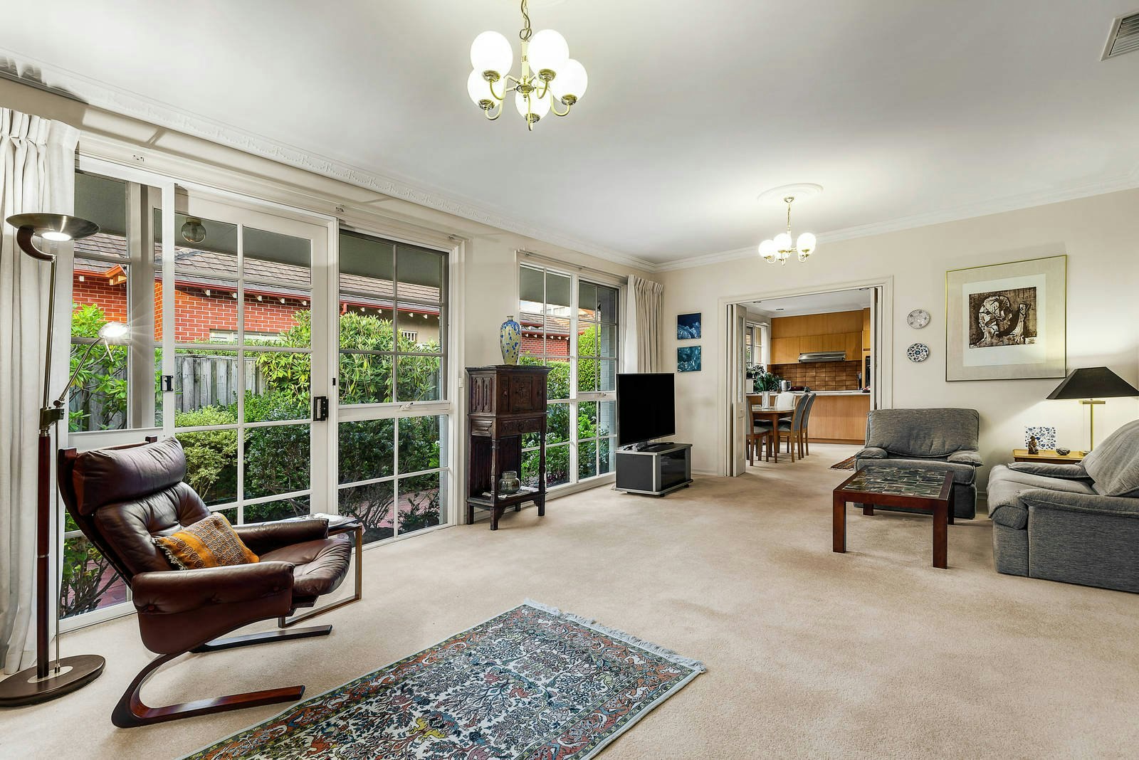 2/12 Tollington Avenue, Malvern East, VIC