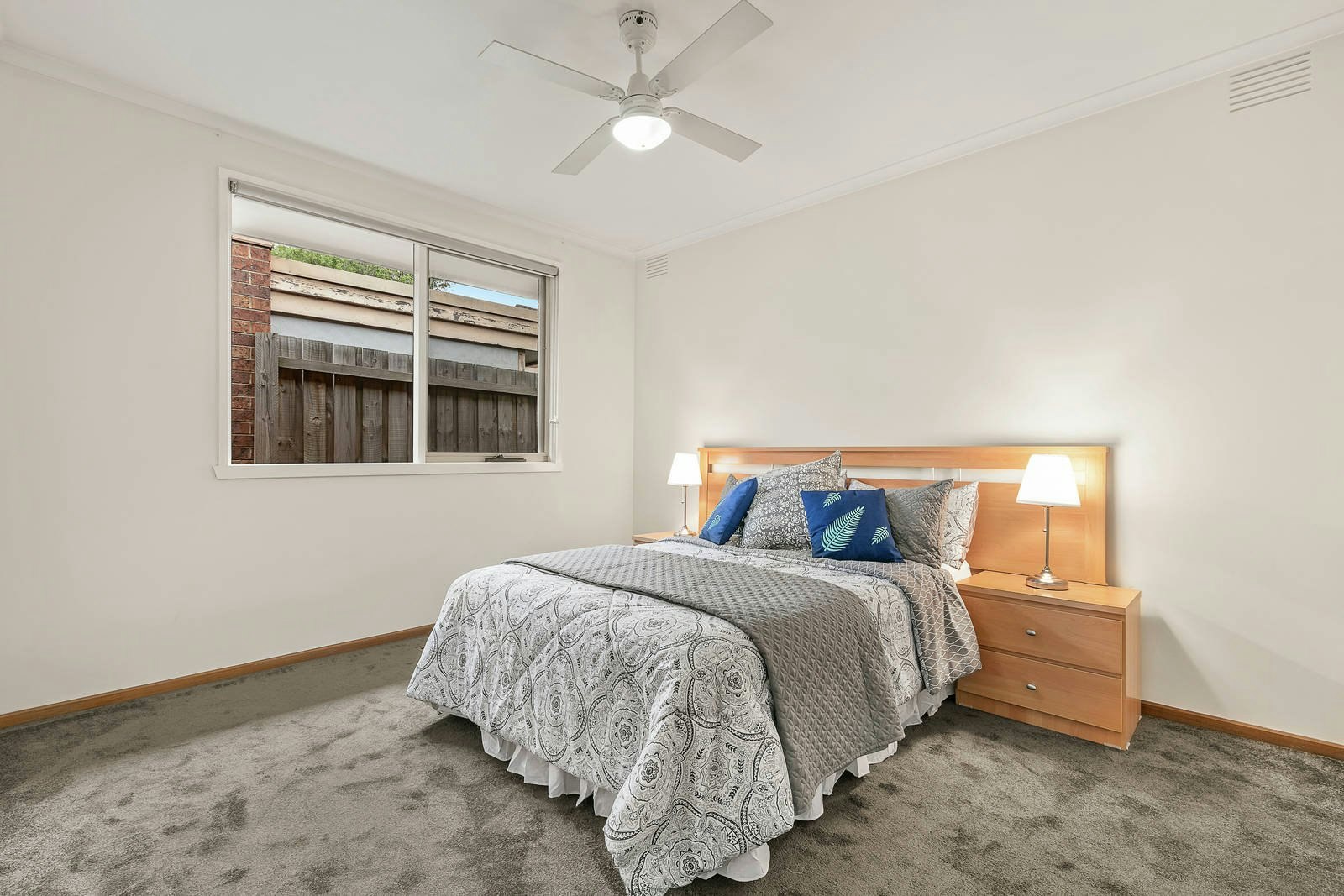 2/33 Munster Avenue, Carnegie, VIC