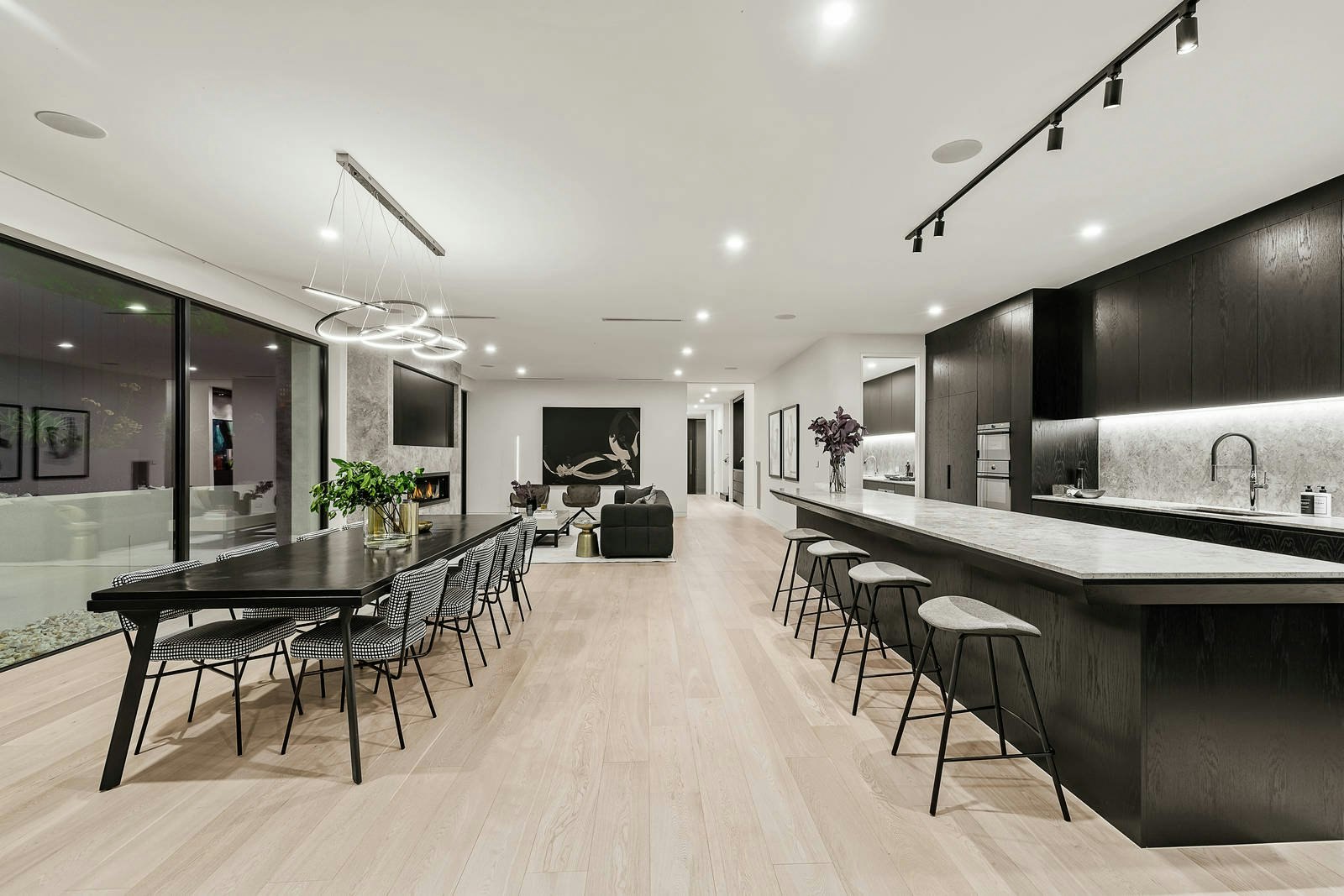 53a Peate Avenue, Glen Iris, VIC