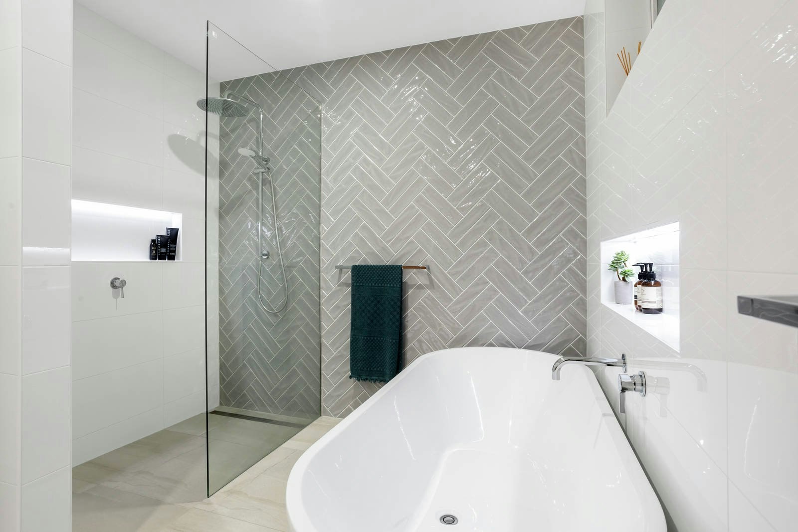 17 Cawarra Street, Mornington, VIC