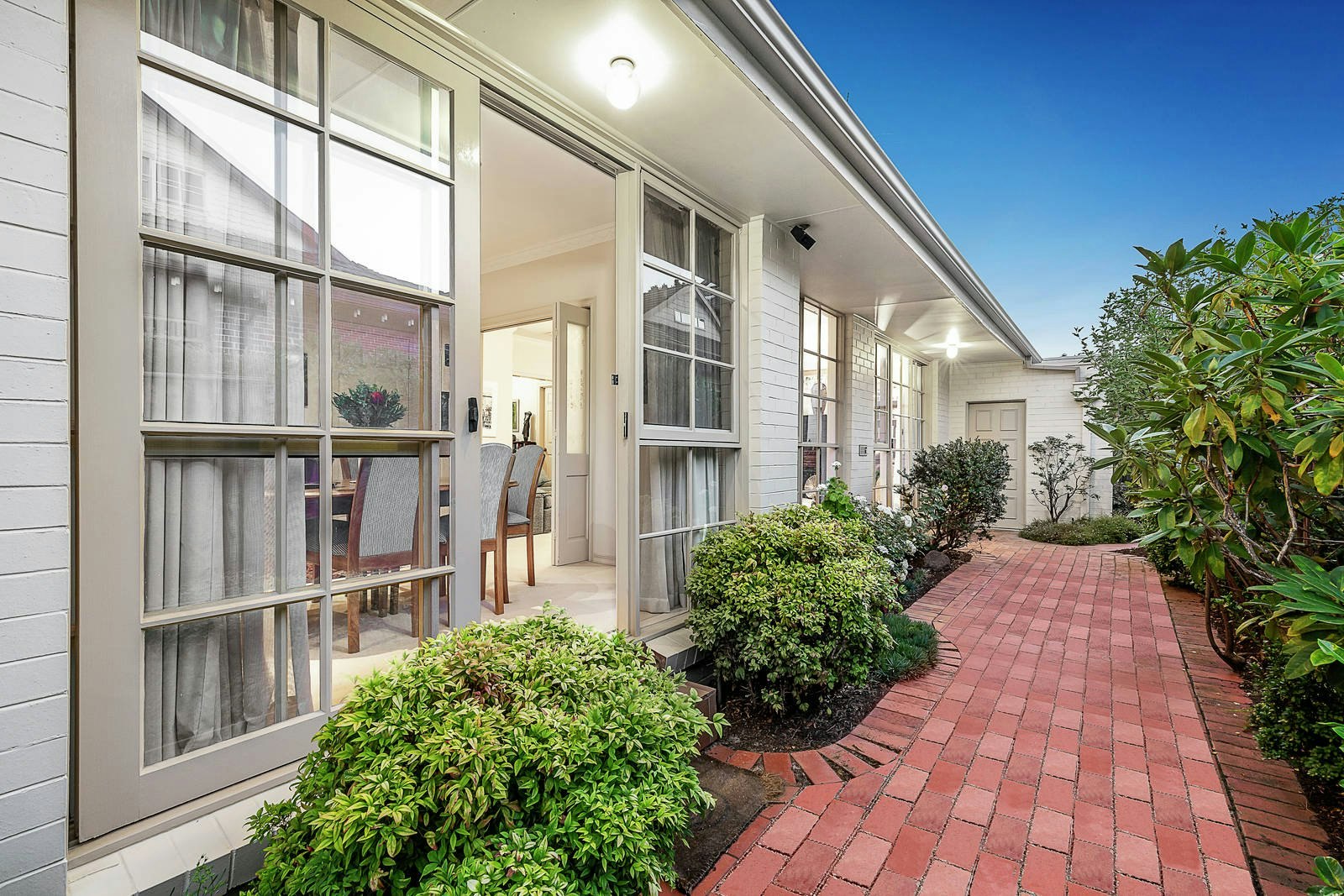 2/12 Tollington Avenue, Malvern East, VIC