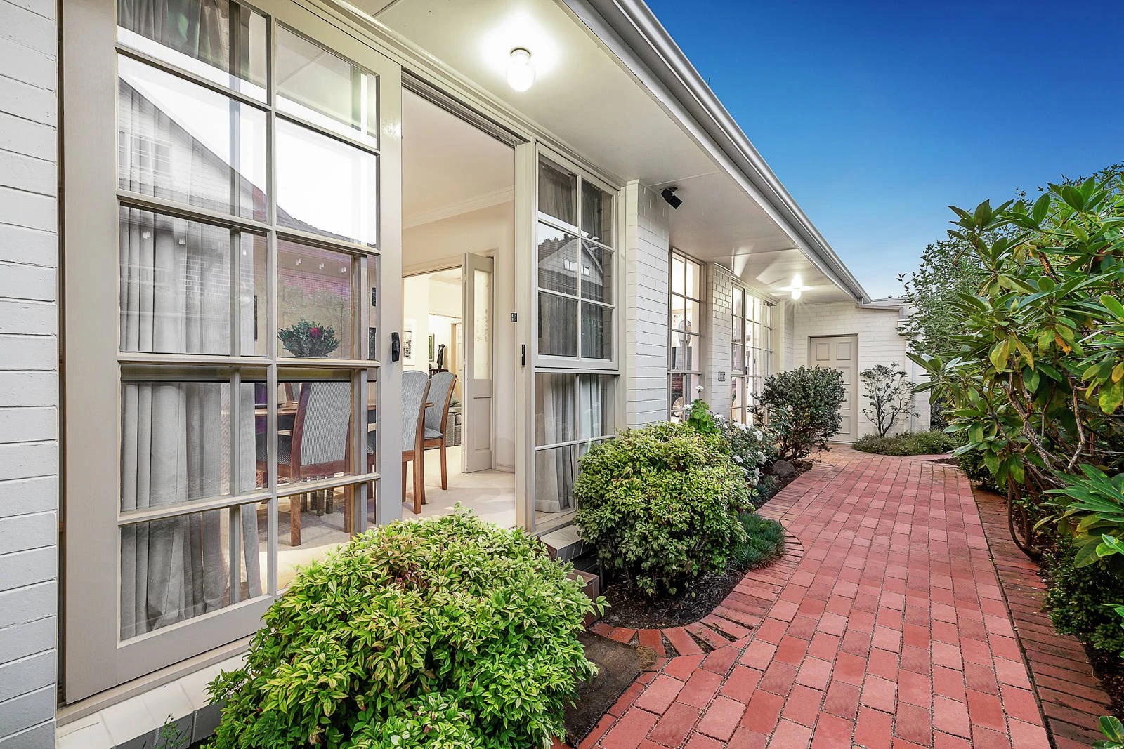 2/12 Tollington Avenue, Malvern East, VIC