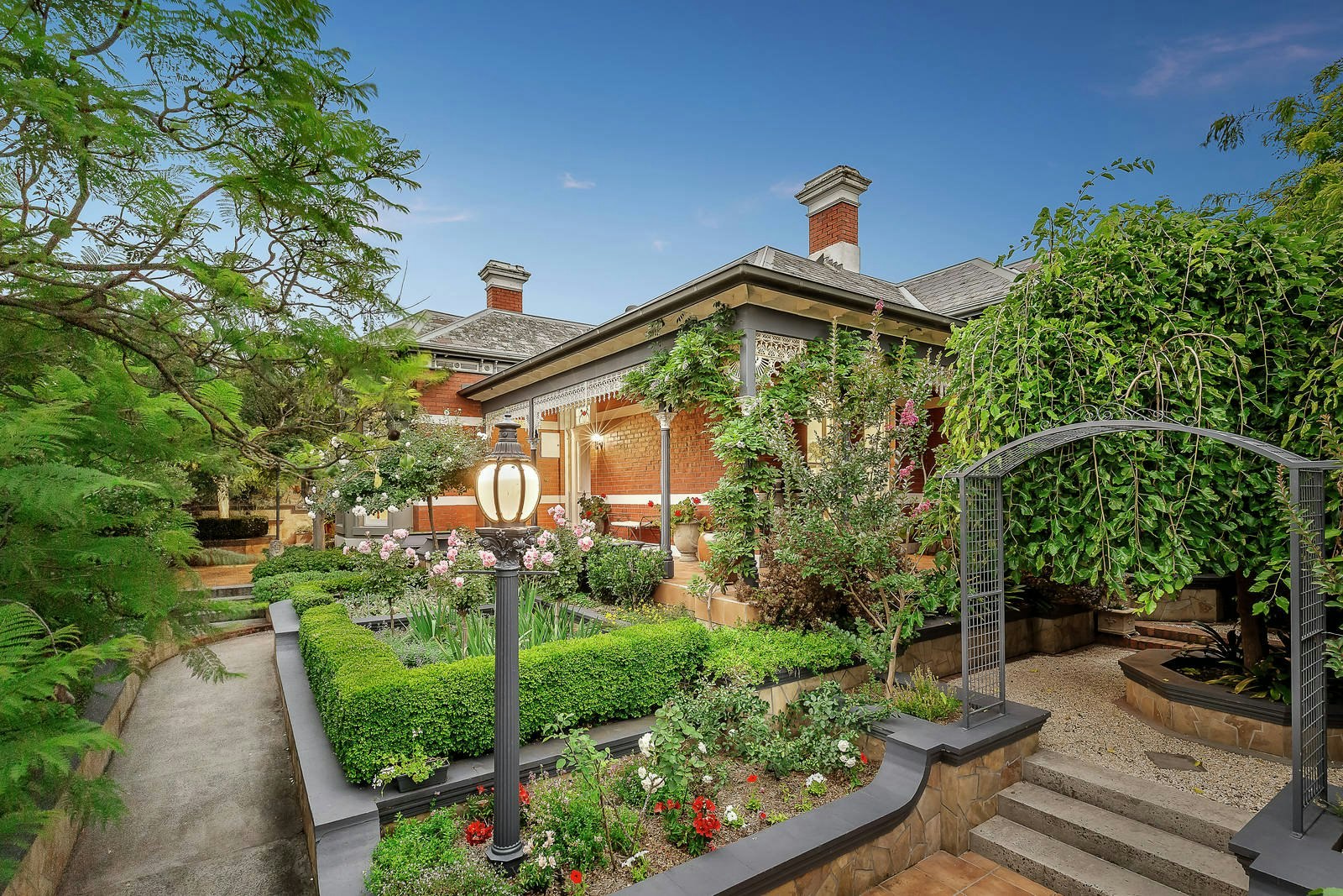 127 Broughton Road, Surrey Hills, VIC