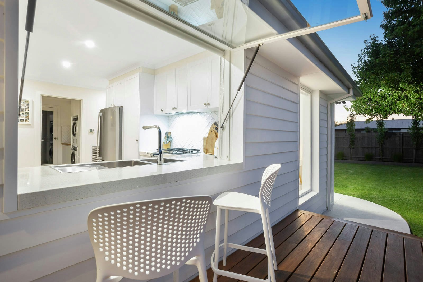 17 Cawarra Street, Mornington, VIC