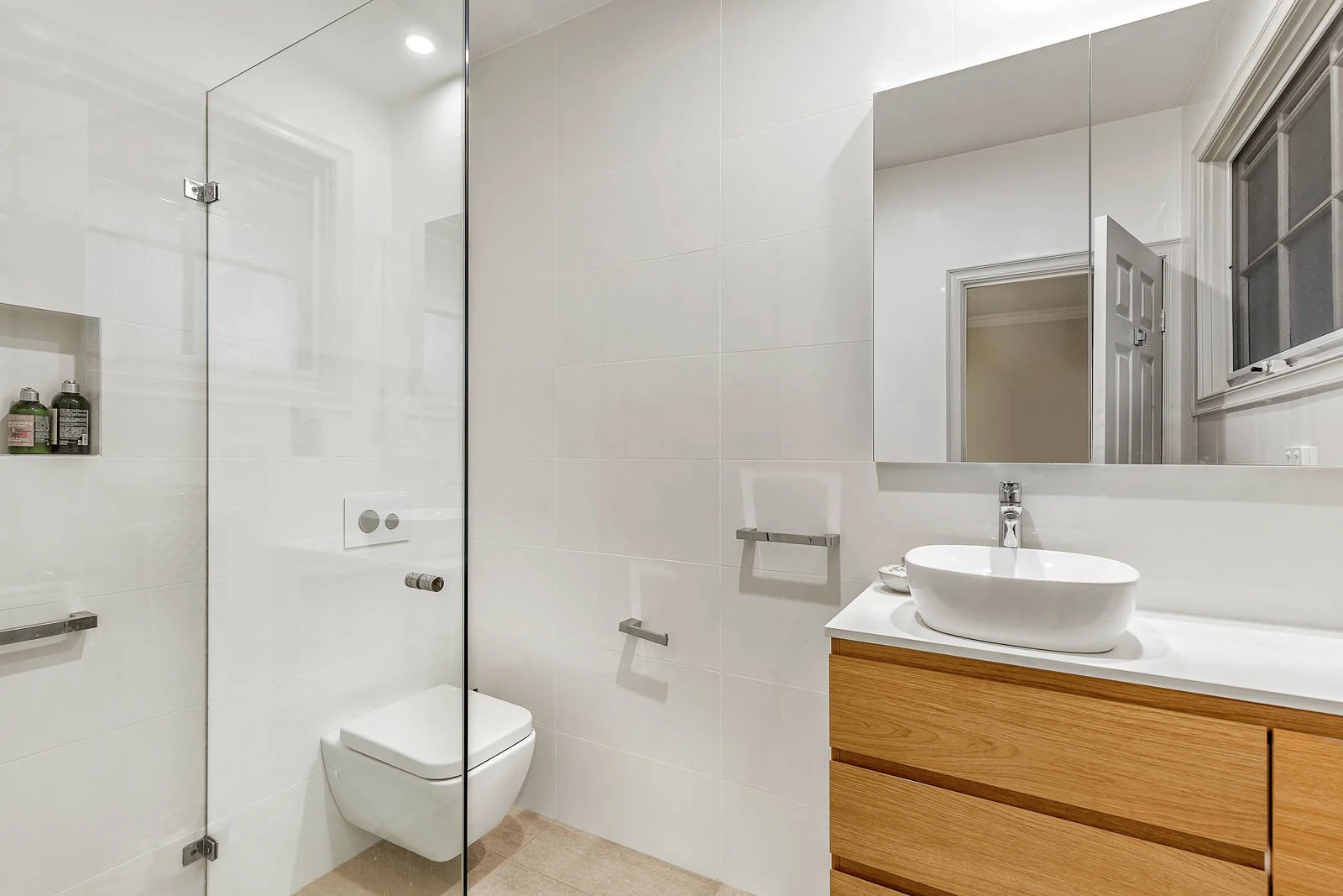 2/12 Tollington Avenue, Malvern East, VIC