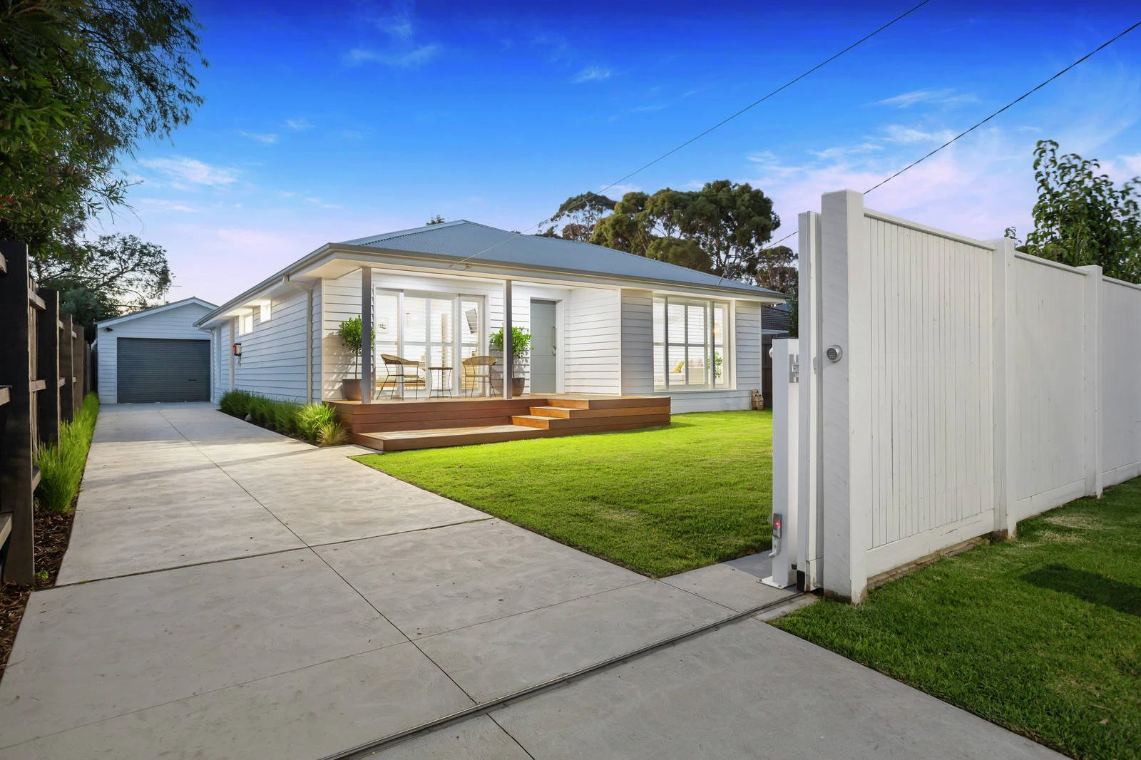 17 Cawarra Street, Mornington, VIC