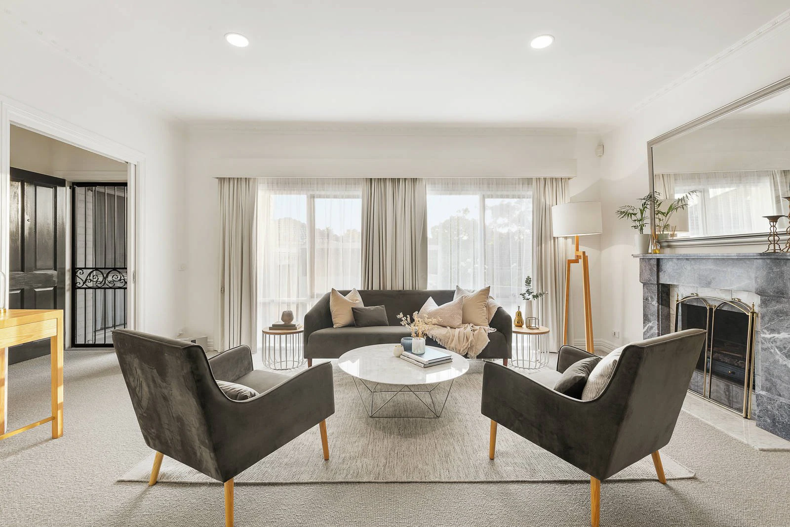 2/9 Gilbert Parade, Camberwell, VIC
