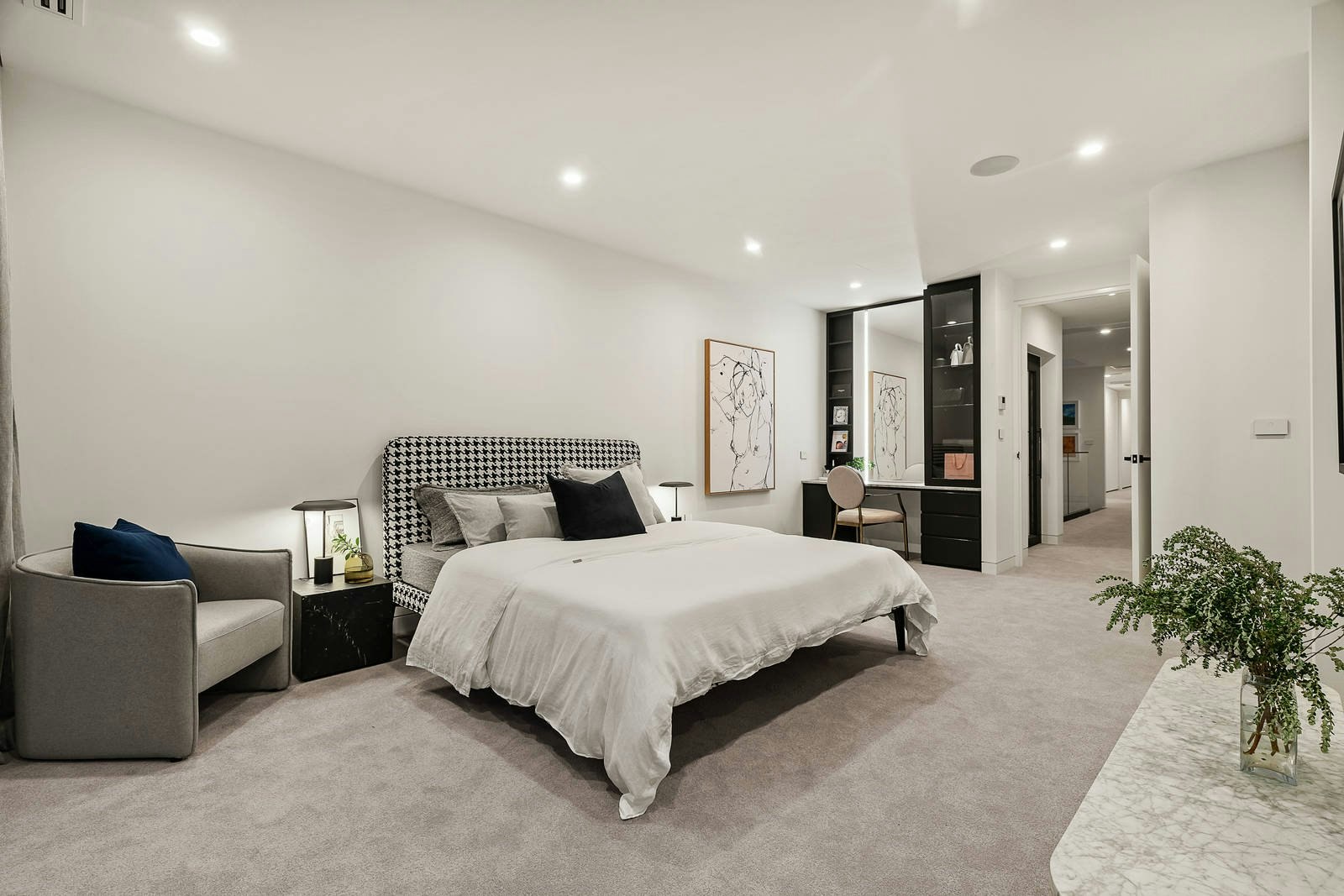 53a Peate Avenue, Glen Iris, VIC