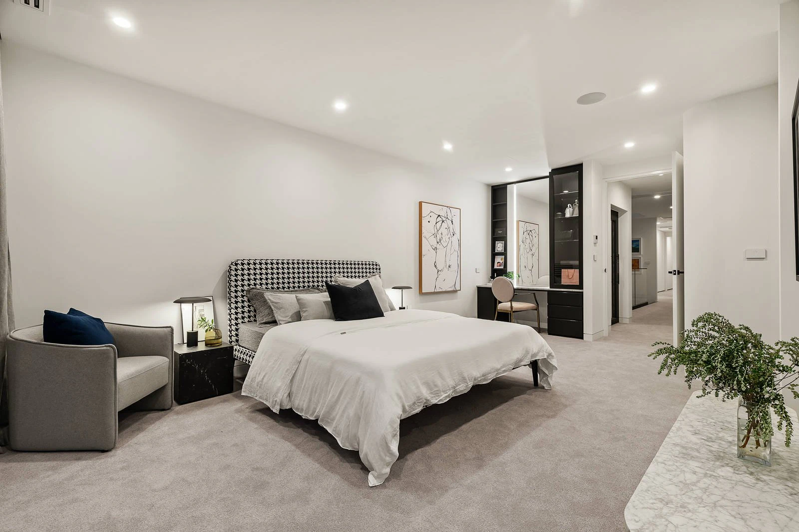 53a Peate Avenue, Glen Iris, VIC