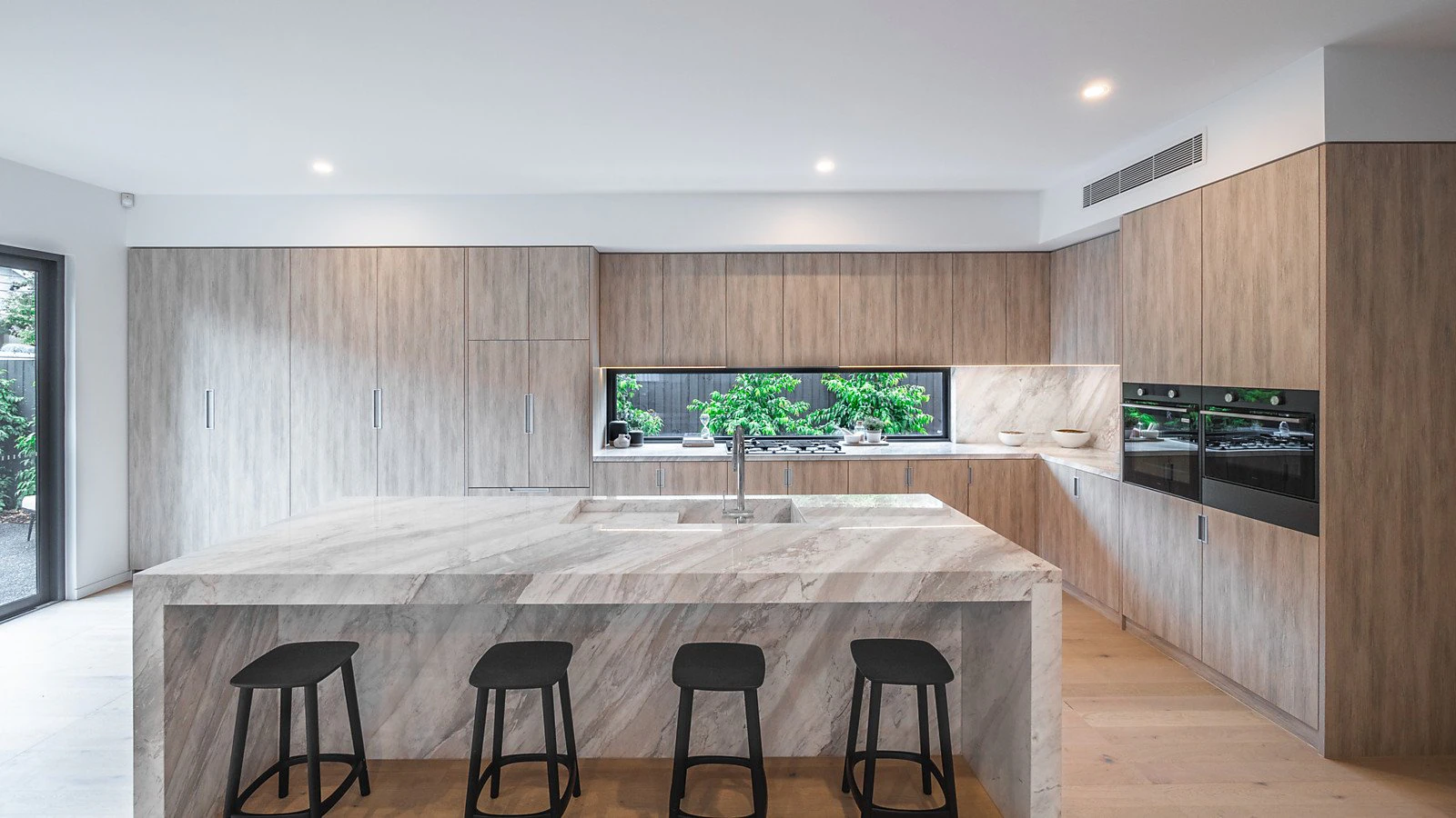 2a Stonehaven Avenue, Malvern East, VIC