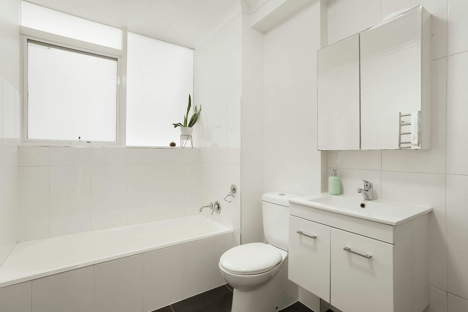 7/18 Alexandra Crescent, Surrey Hills, VIC