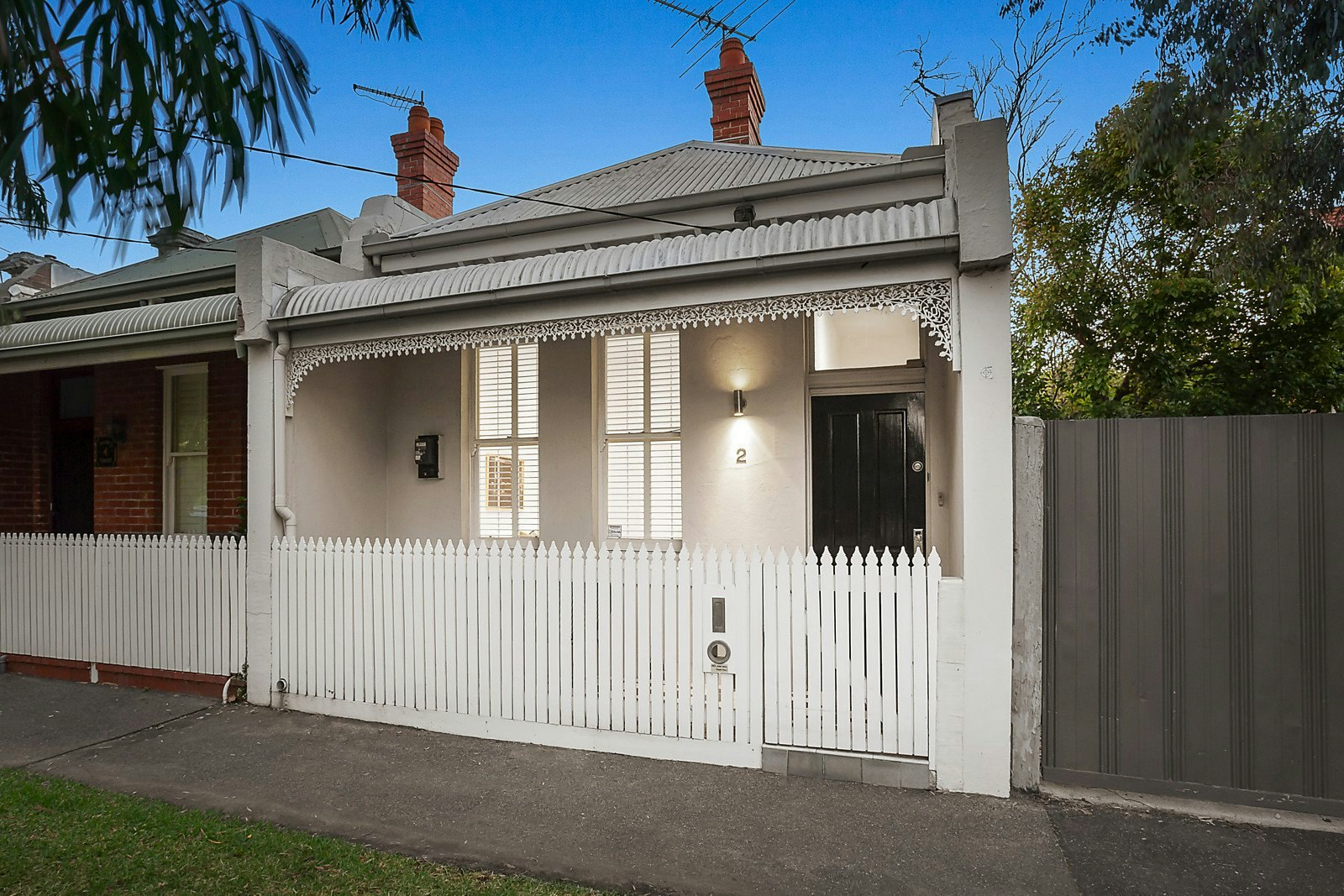 2 Danks Street, Albert Park, VIC