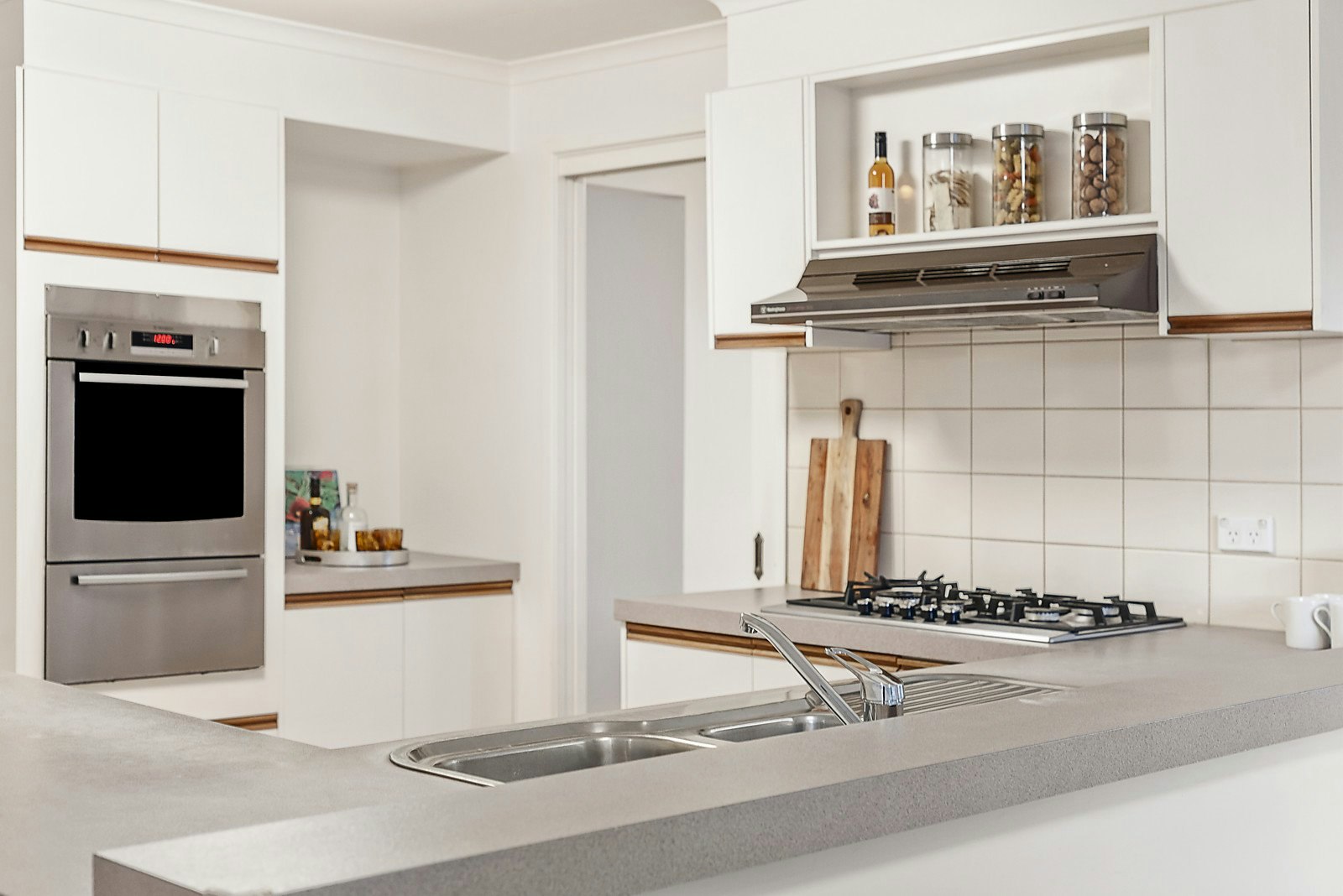 2/284 Mont Albert Road, Surrey Hills, VIC