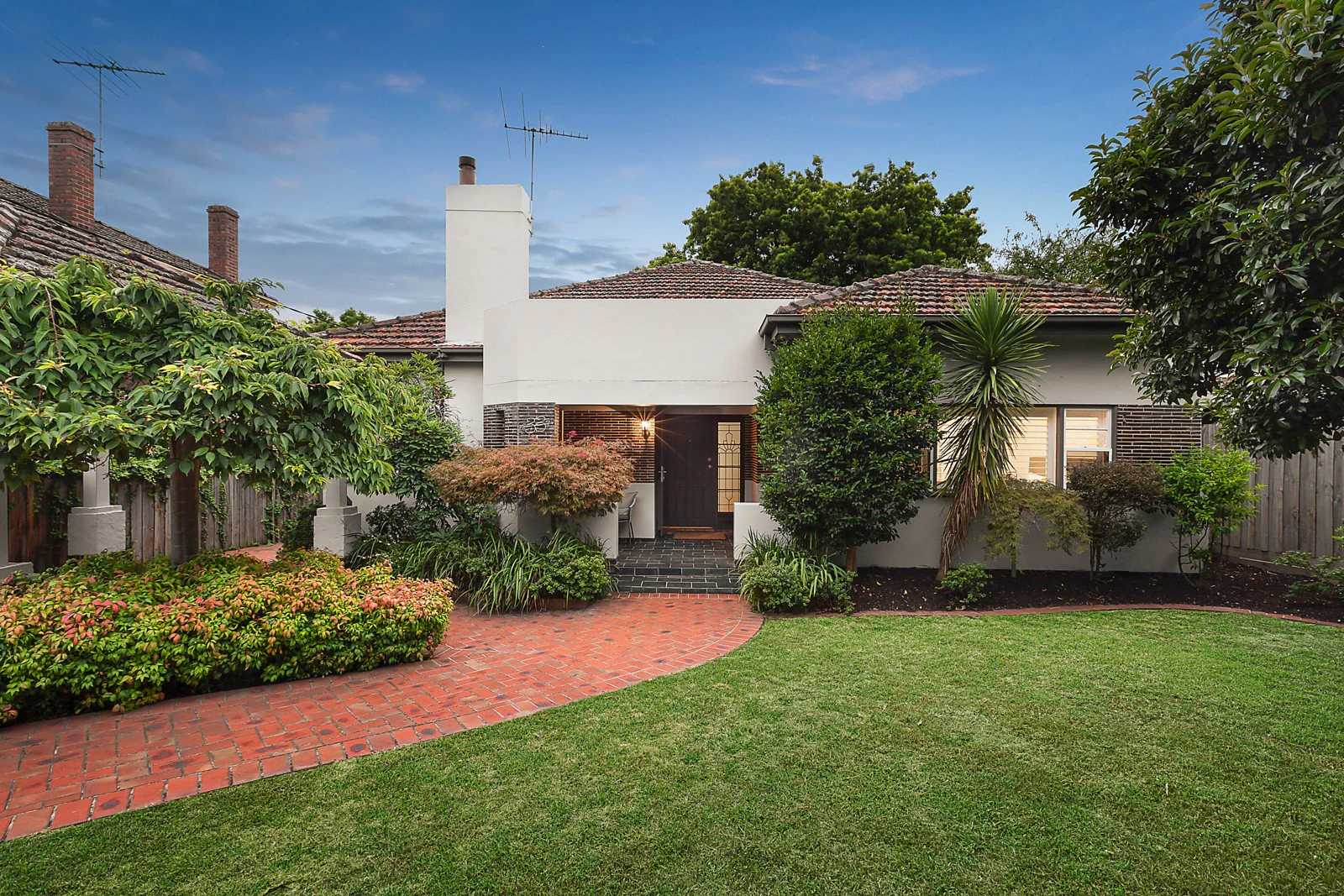33 Adrian Street, Glen Iris, VIC