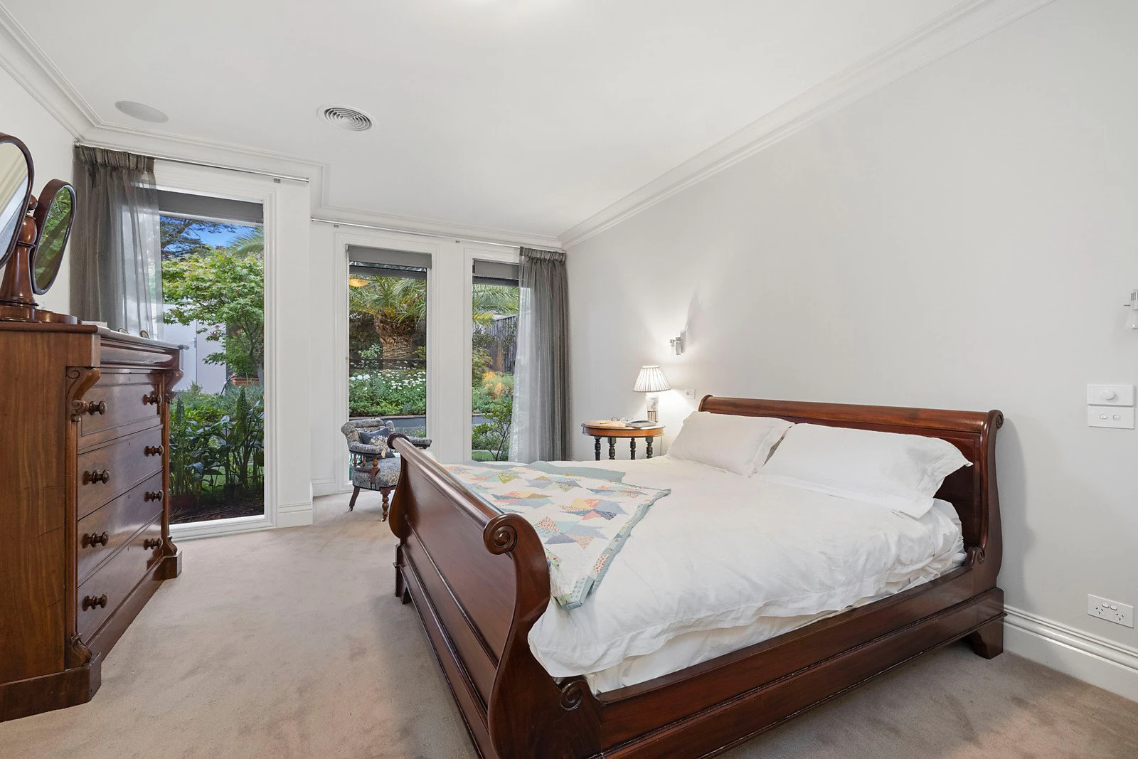 52 Wimbledon Avenue, Mount Eliza, VIC