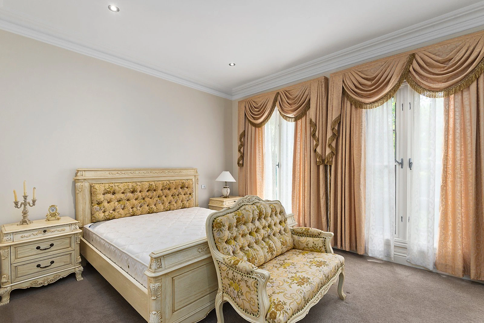 33 Union Road, Surrey Hills, VIC