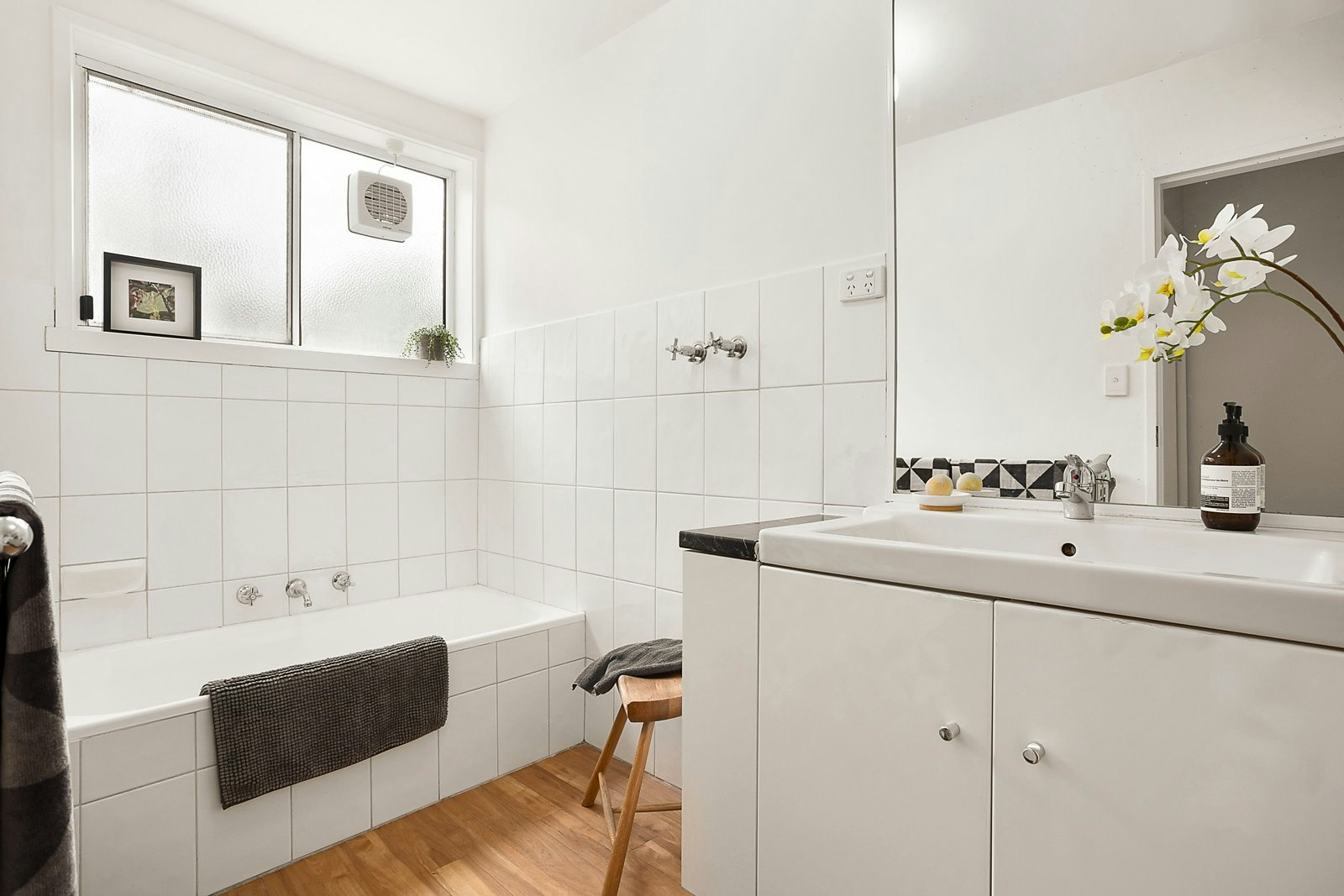 2/827A Burwood Road, Hawthorn East, VIC