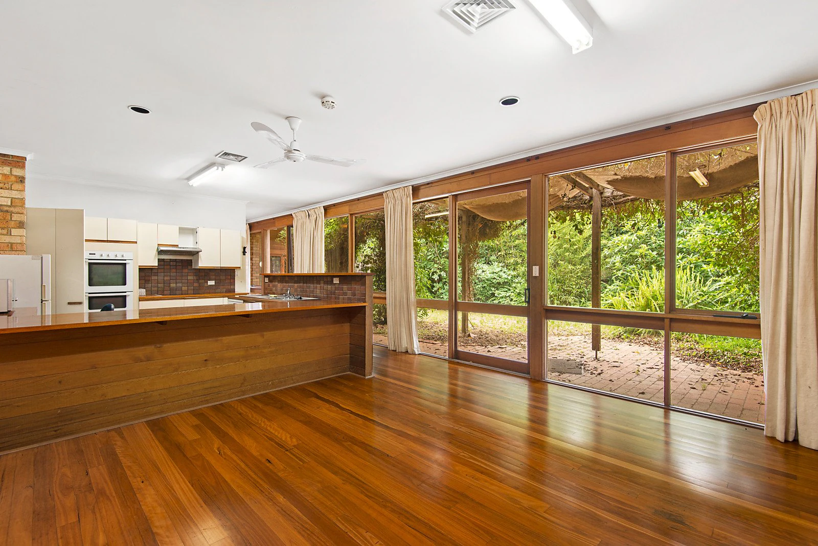 10 Leonard Street, Balwyn, VIC