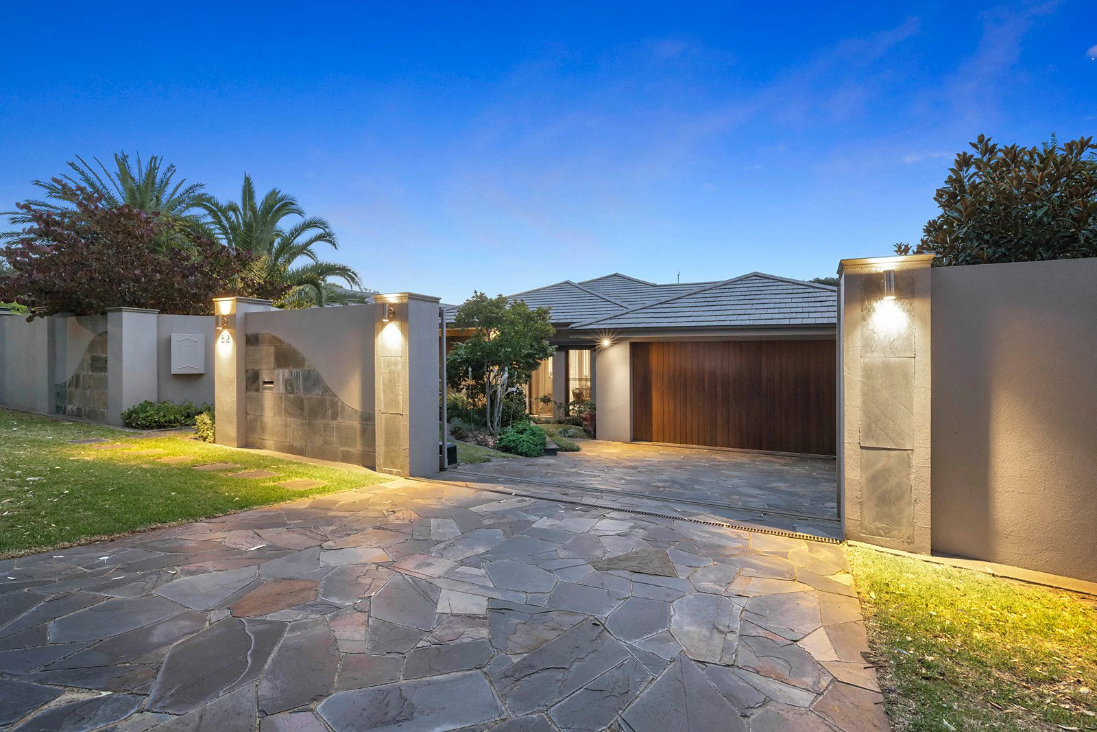 52 Wimbledon Avenue, Mount Eliza, VIC
