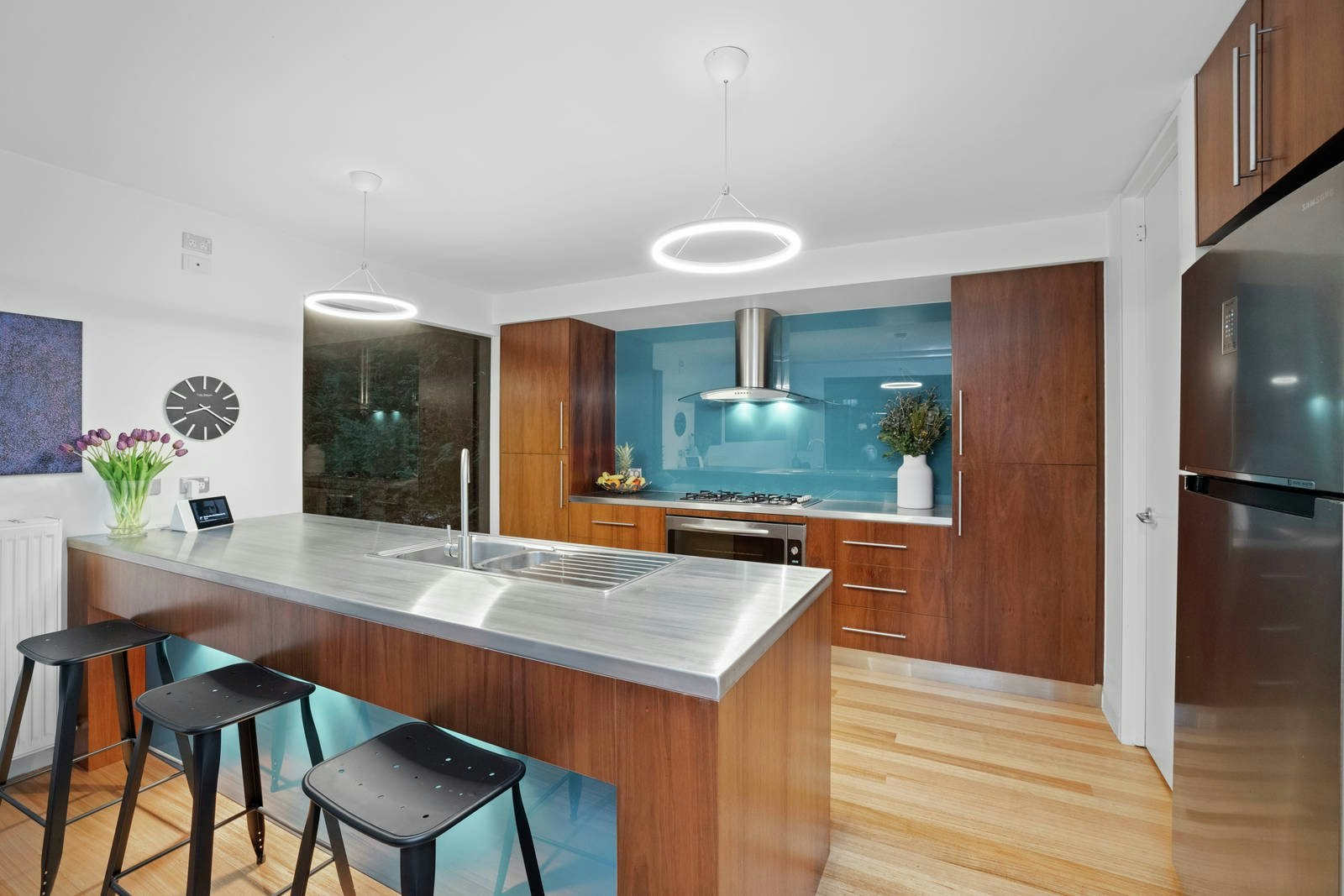 1/8 Balcombe Street, Mornington, VIC