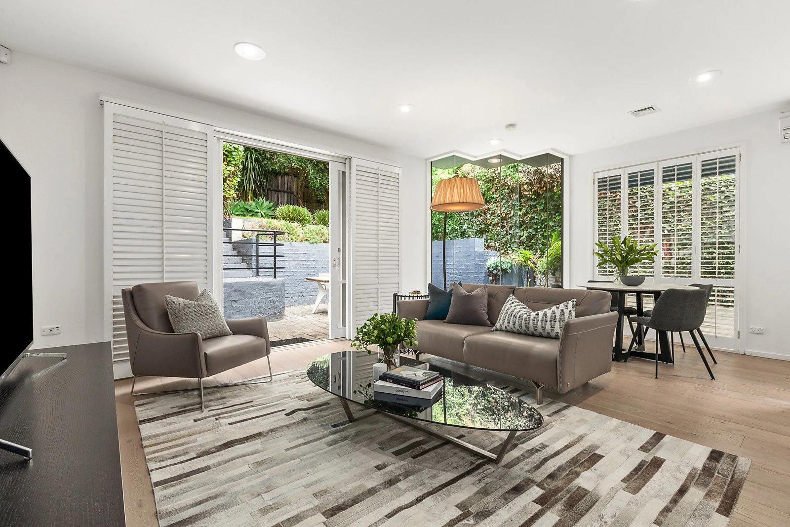 16 Ruabon Road, Toorak, VIC
