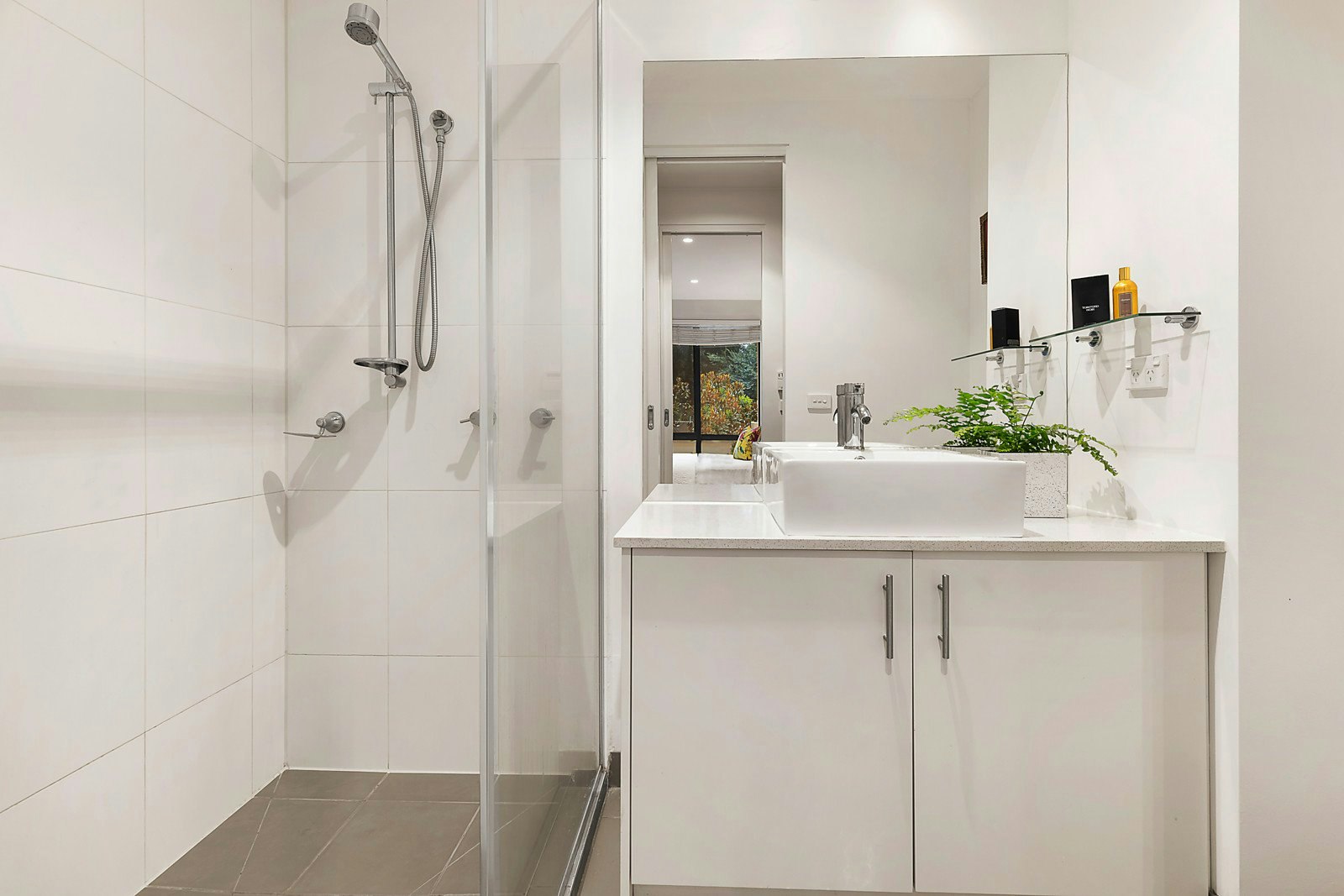 2/3 Glenroy Road, Hawthorn, VIC