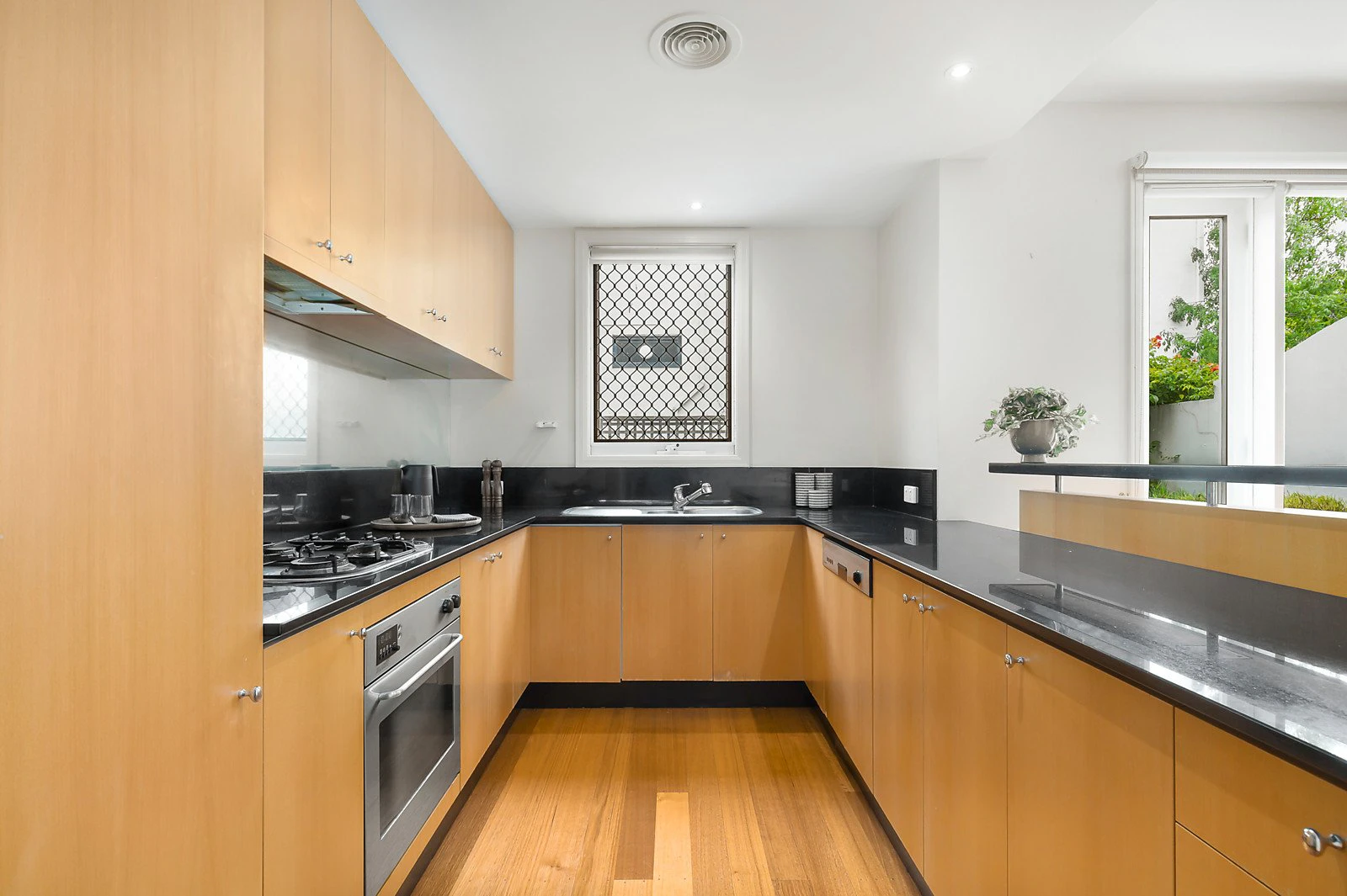 2/29 Kensington Road, South Yarra, VIC