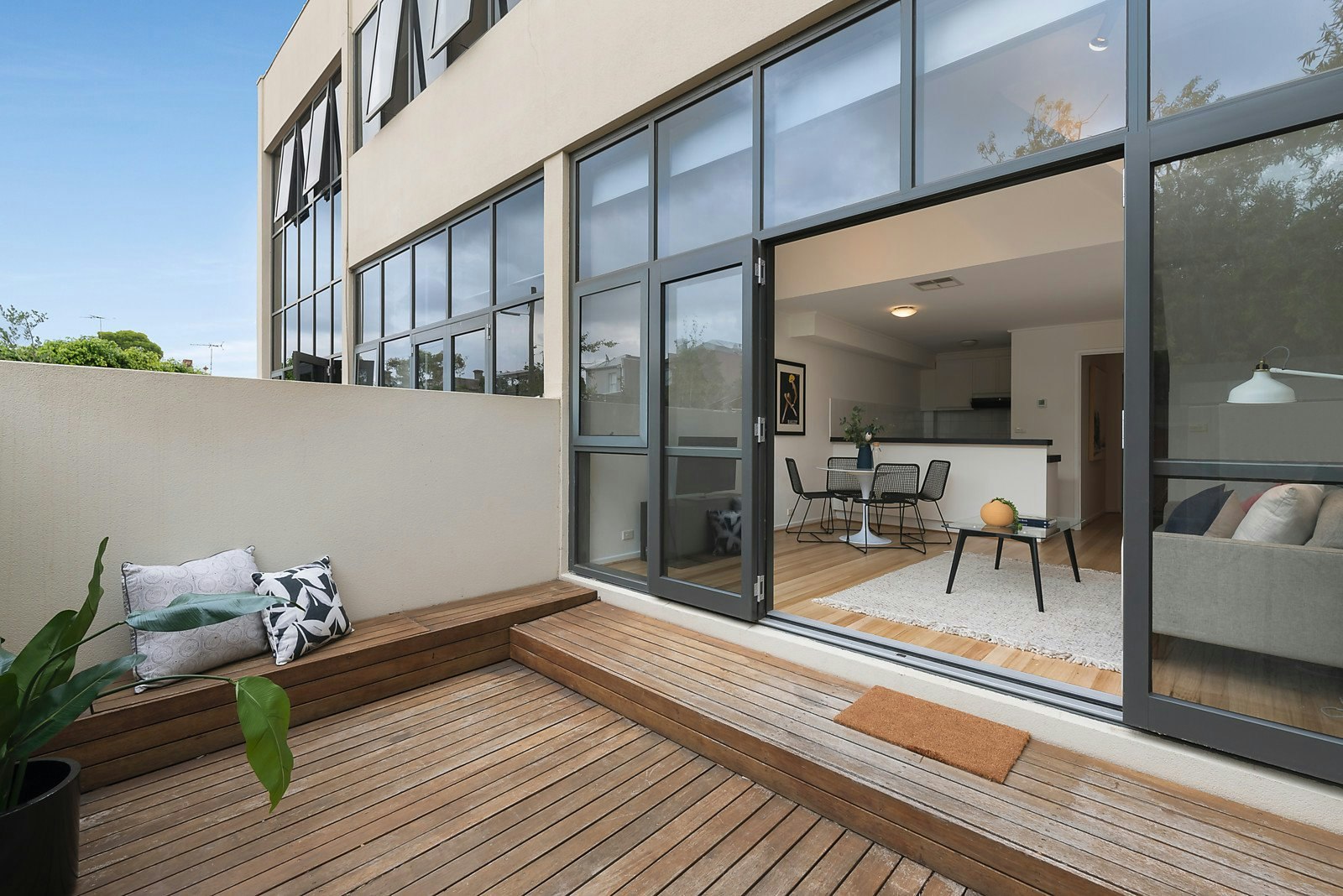 2/21 St Vincent Street, Albert Park, VIC