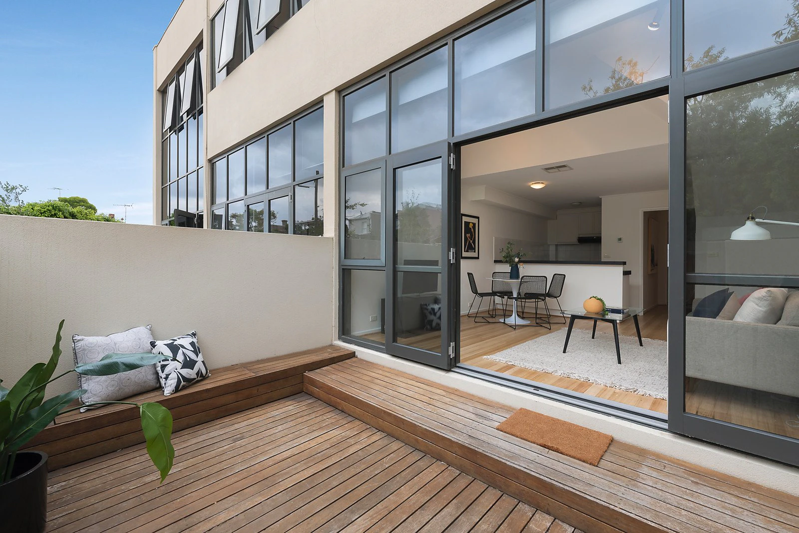 2/21 St Vincent Street, Albert Park, VIC