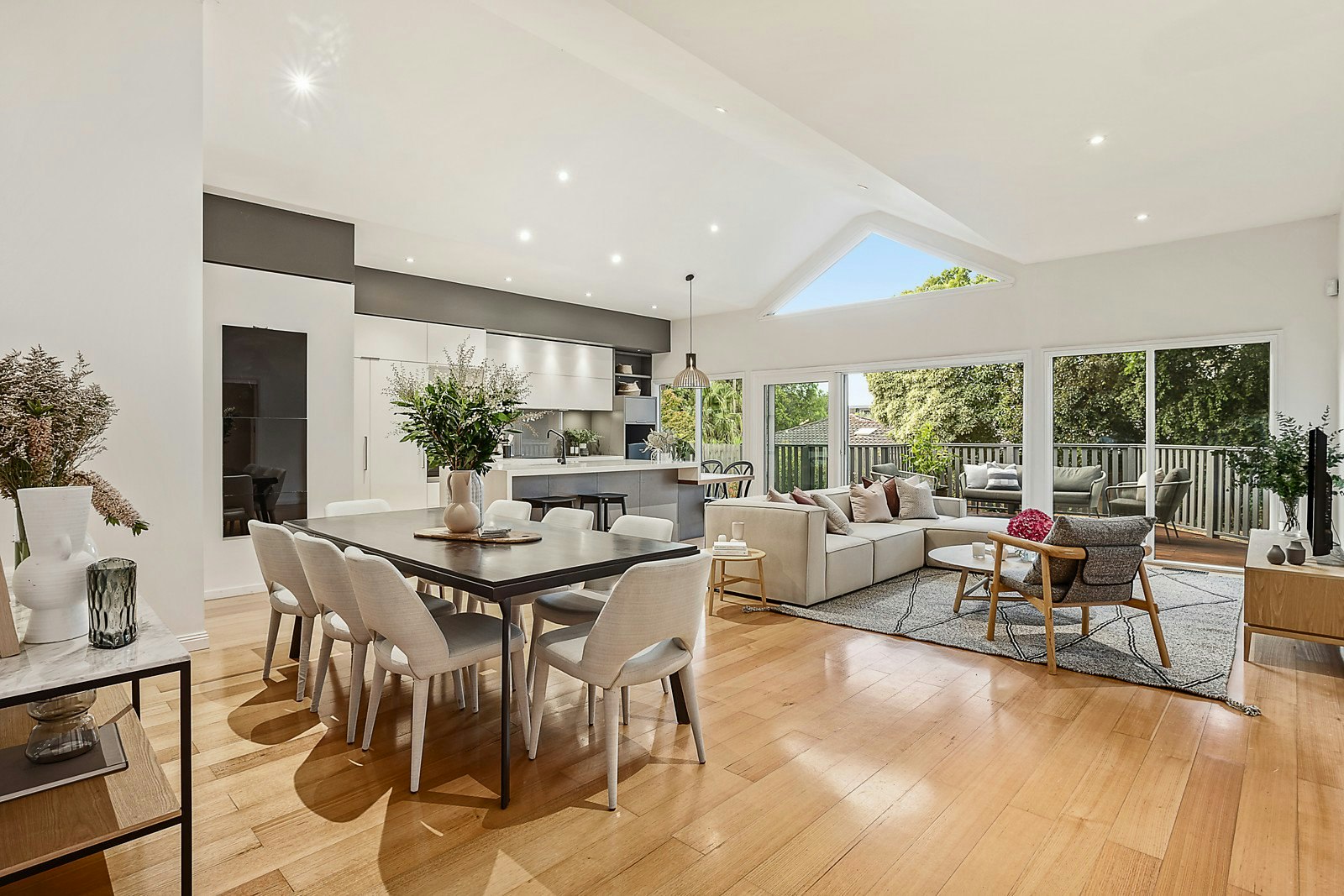 33 Adrian Street, Glen Iris, VIC