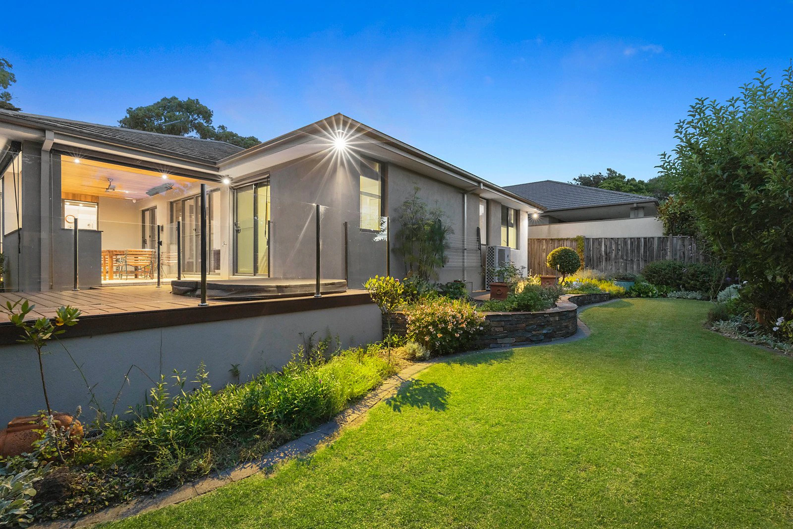 52 Wimbledon Avenue, Mount Eliza, VIC