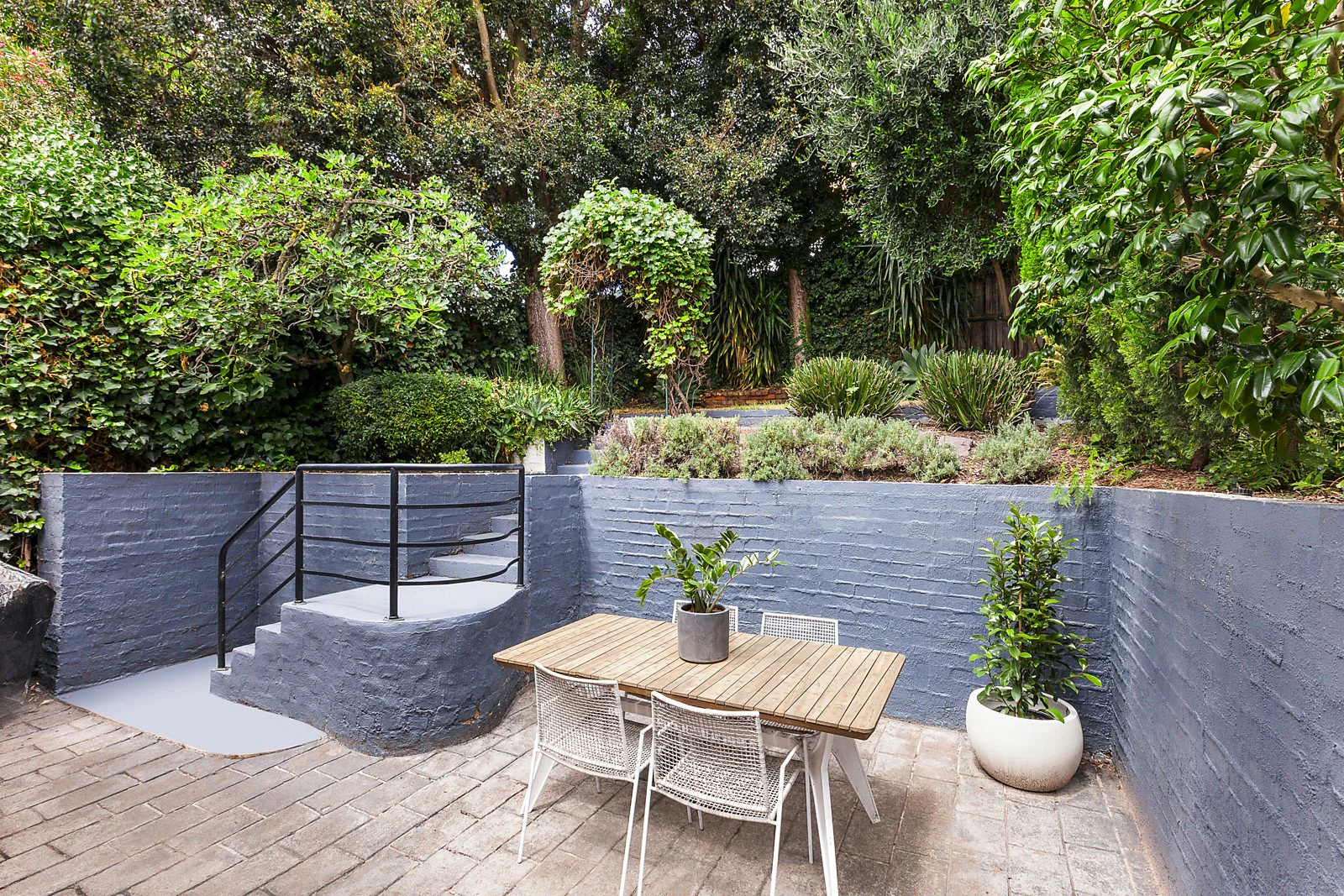 16 Ruabon Road, Toorak, VIC