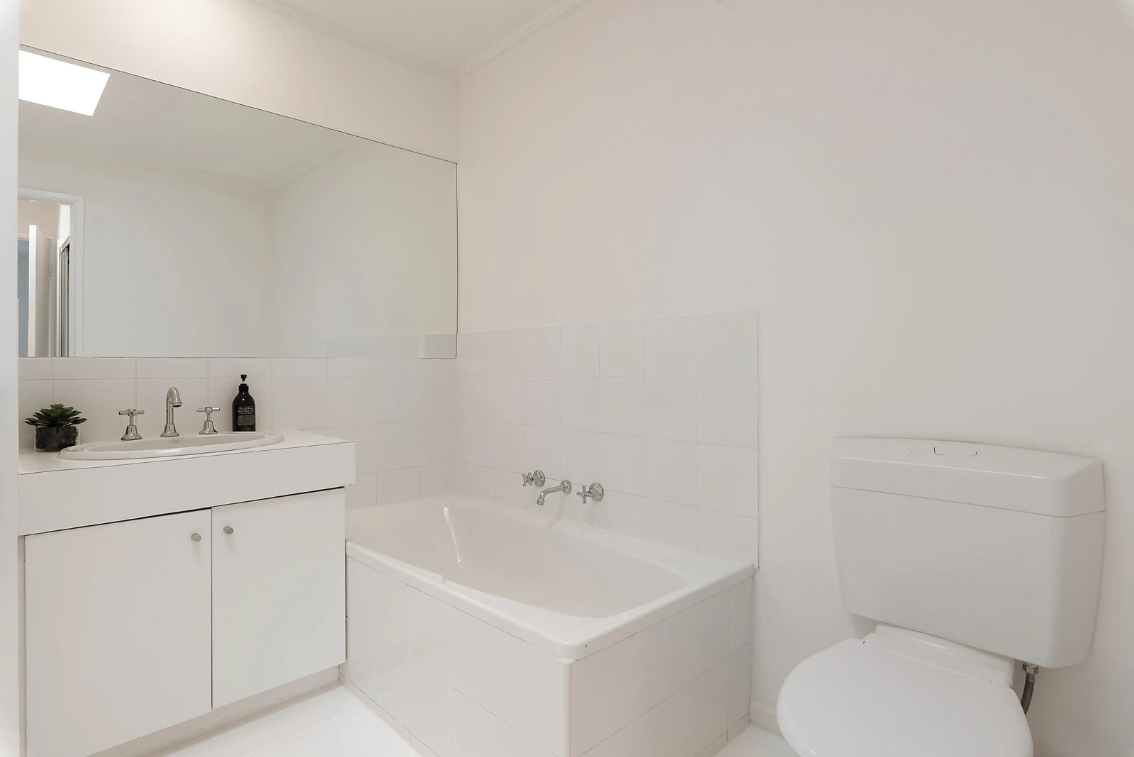 2/21 St Vincent Street, Albert Park, VIC