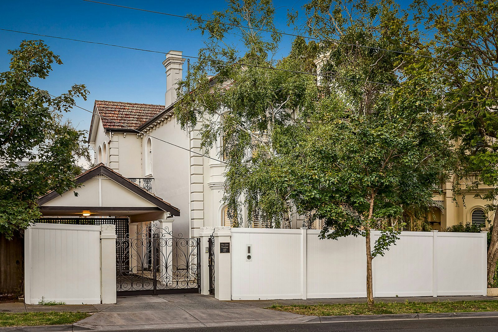 27 Wattletree Road, Armadale, VIC