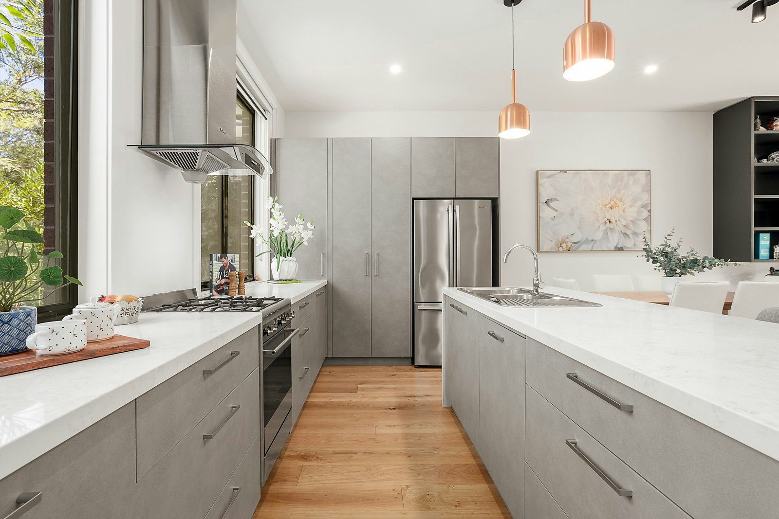 1A Hotham Court, Mont Albert, VIC