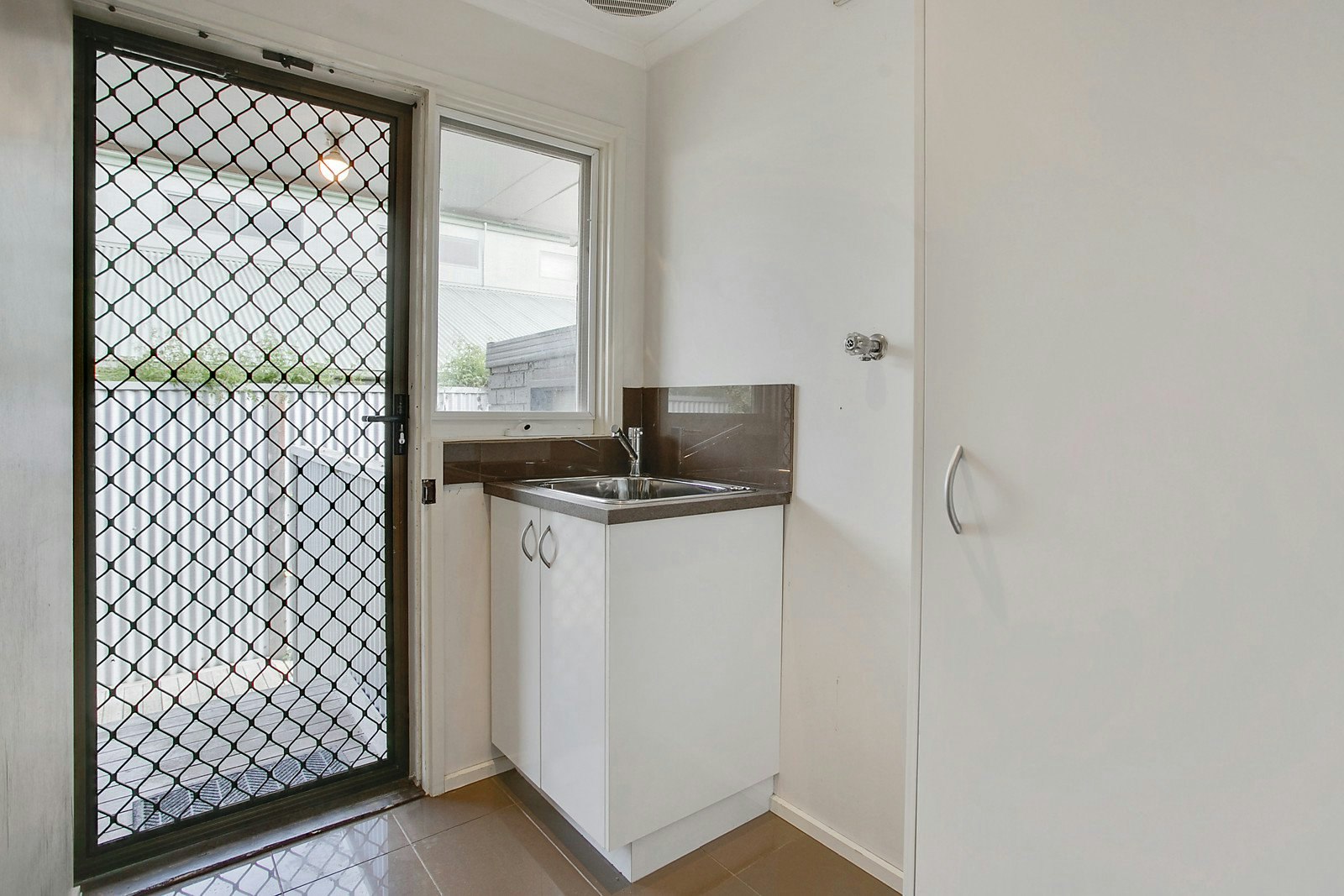 2/939 Nepean Highway, Mornington, VIC