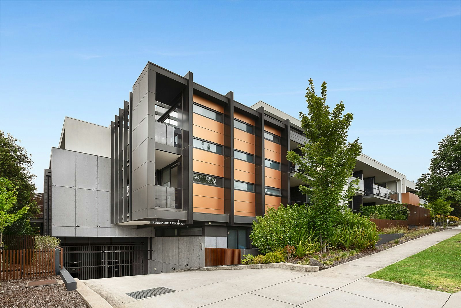 303/2-6 Thiele Street, Doncaster, VIC