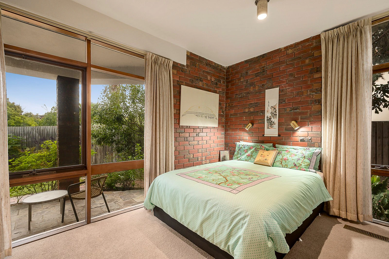 4 Gordon Crescent, Black Rock, VIC